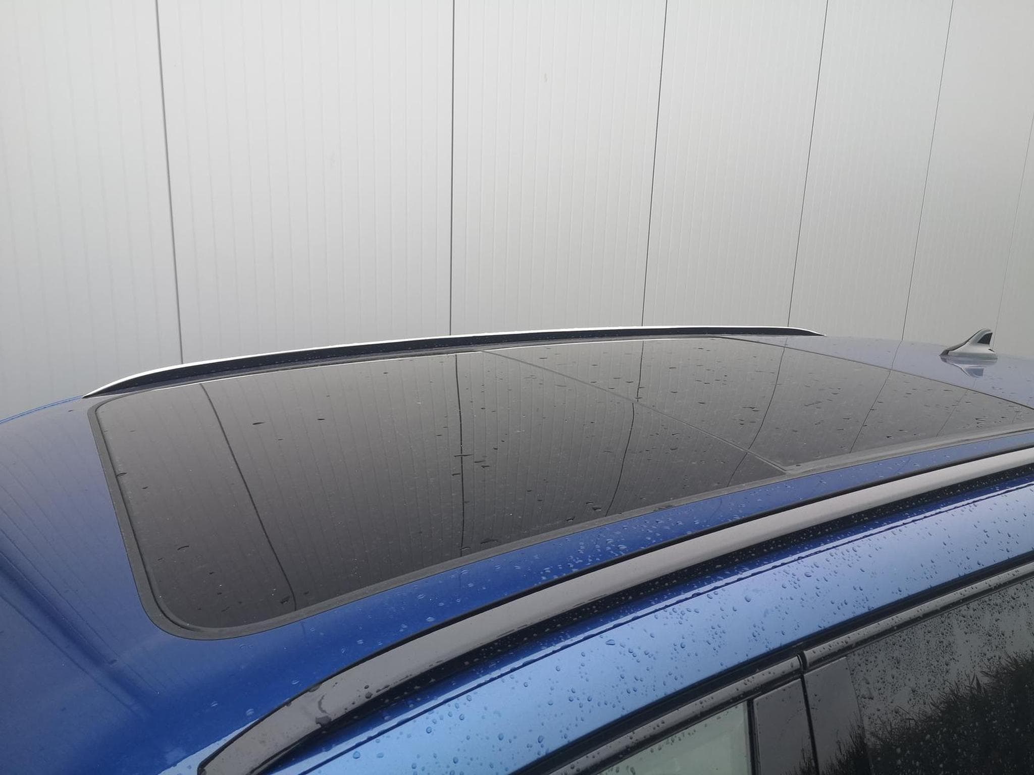 VW Passat Variant 2.0 TDI 142 kW 4Motion R-Line (2026) - Photo 3