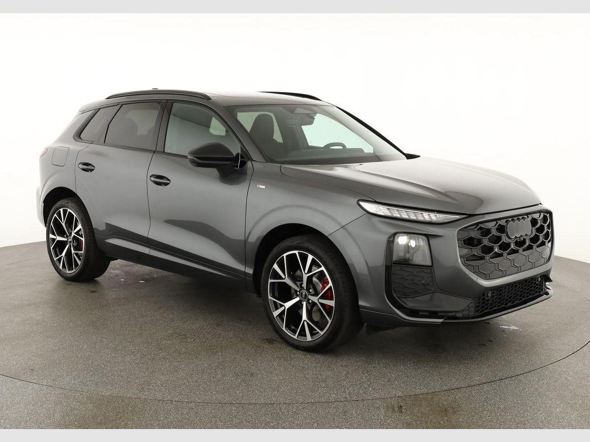 Audi Q3 TFSI quattro 150 kW (2026) - Photo 1