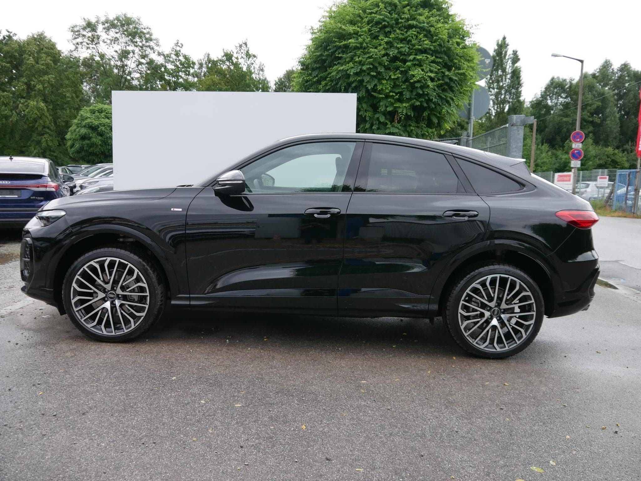 Audi Q5 Sportback S-LINE (2026) - Photo 4