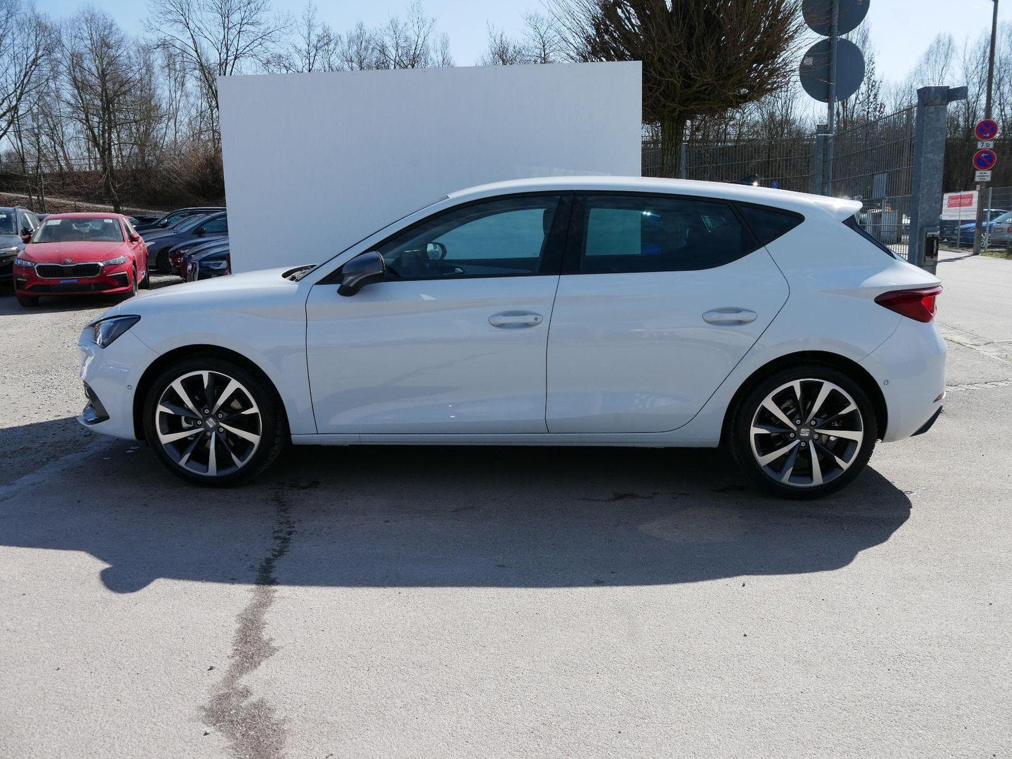 Seat Leon FR 1.5 eTSI DSG (2026) - Photo 5