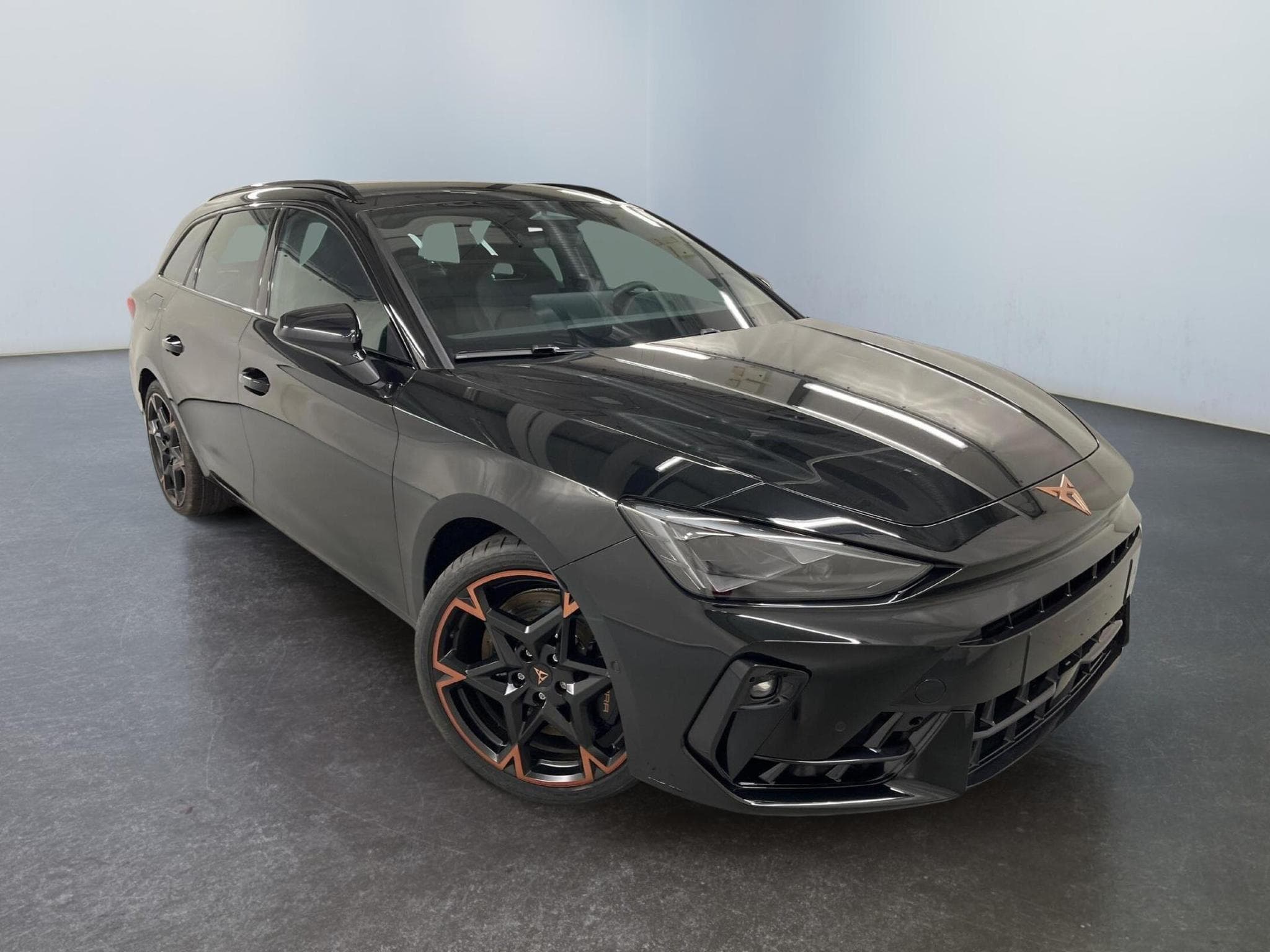 Cupra Leon VZ (2026) - Photo 1