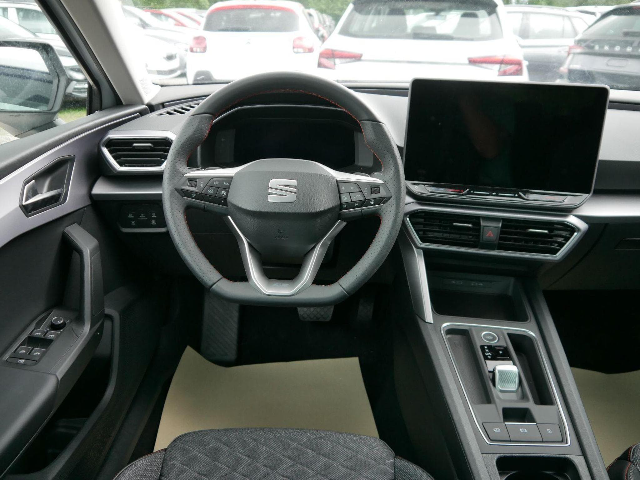 Seat Leon FR 1.5 eTSI DSG (2026) - Photo 11