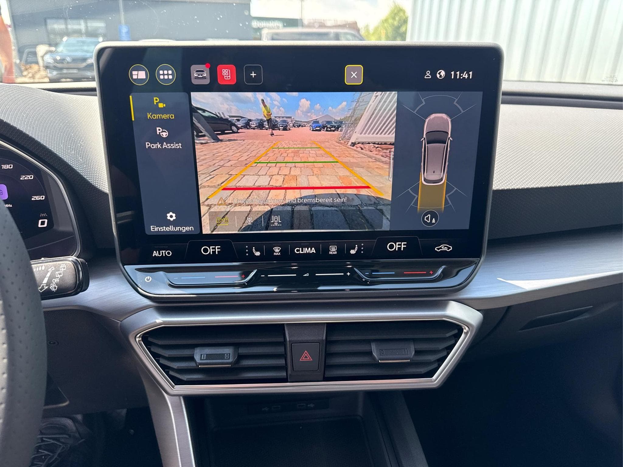 Seat Leon FR 1.5 eTSI (2026) - Photo 8