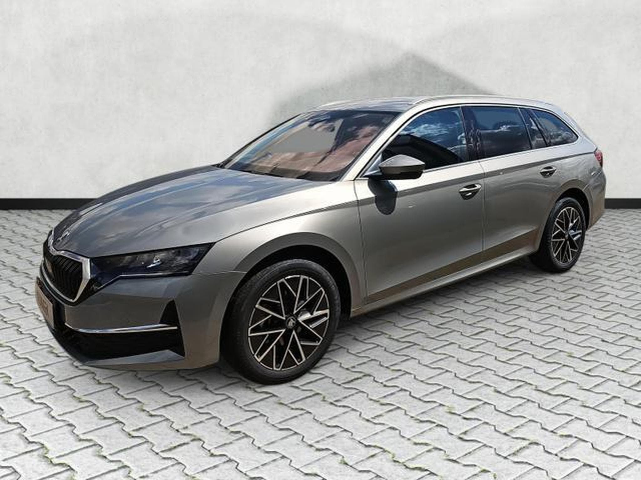 Skoda Octavia 2.0 TDI 110 kW Selection (2026) - Foto 3