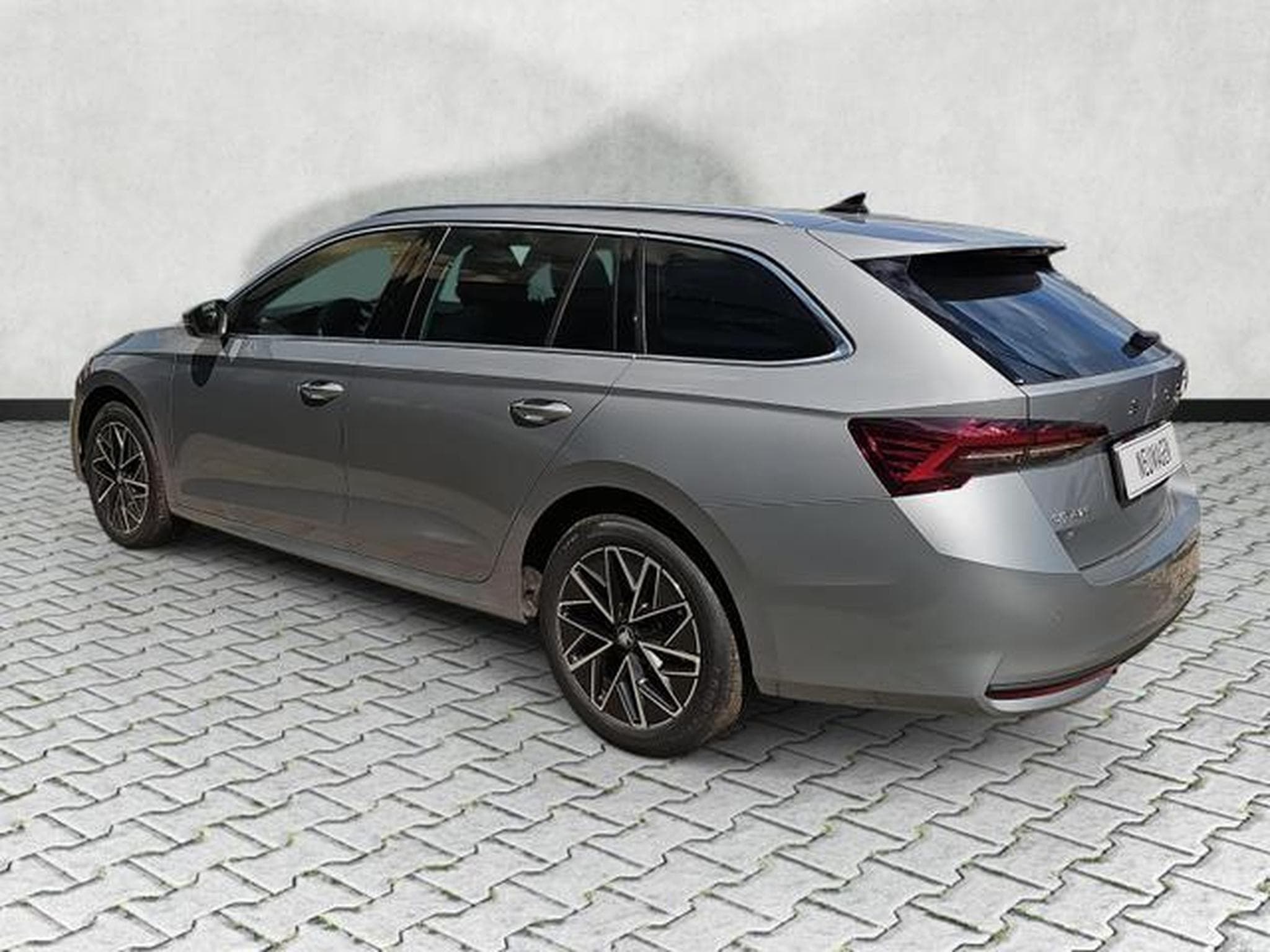 Skoda Octavia 2.0 TDI 110 kW Selection (2026) - Foto 5