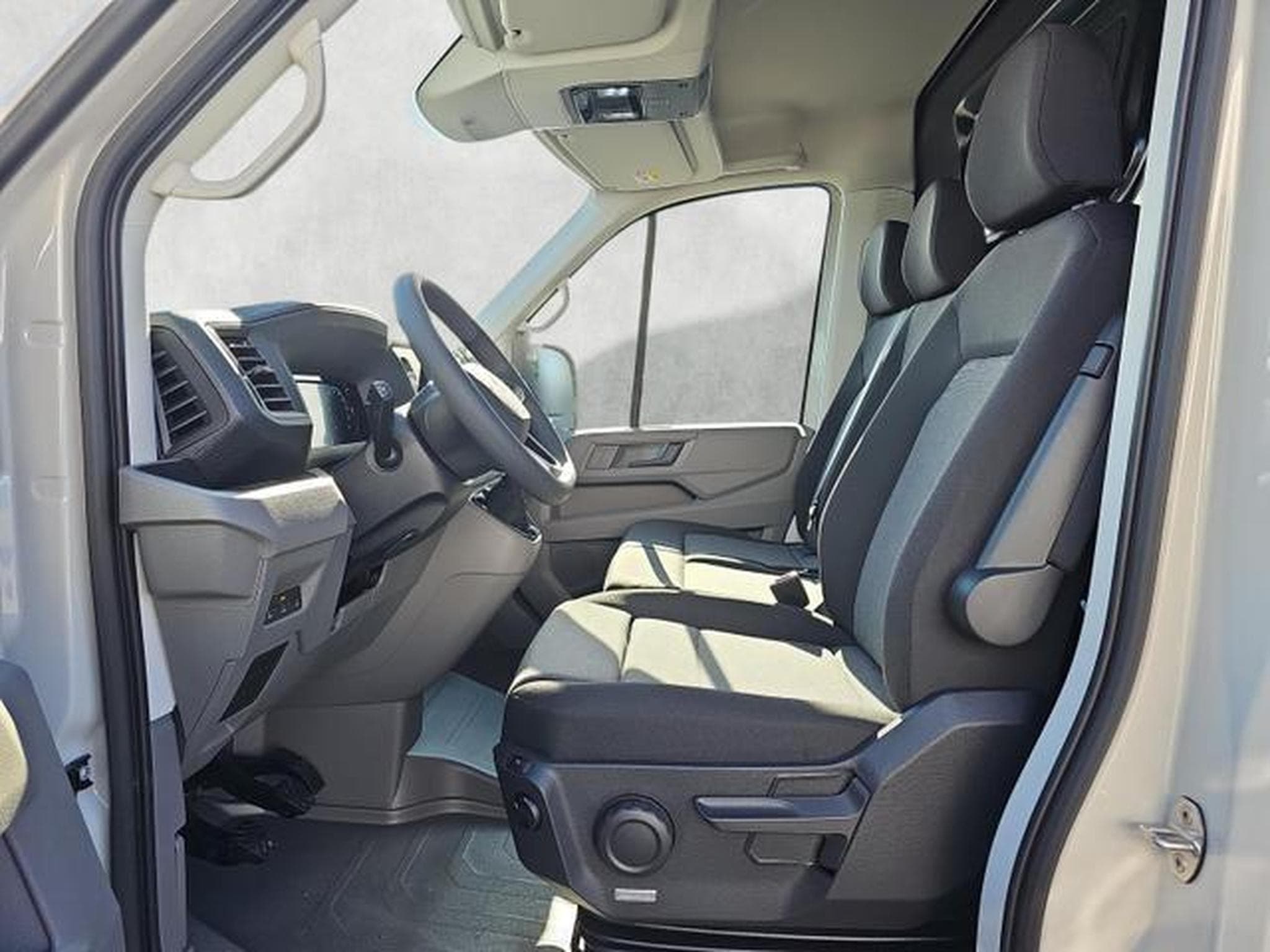 VW Crafter Kasten 35 mittellang Hochdach FWD (2026) - Foto 9