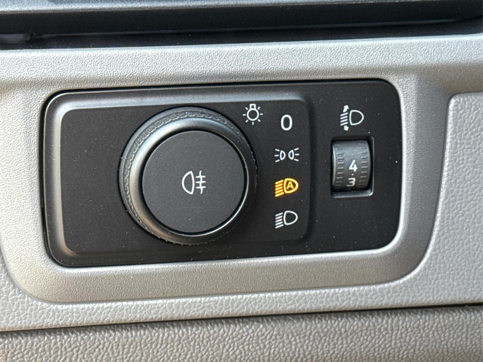 VW T7 Basis (2026) - Foto 16