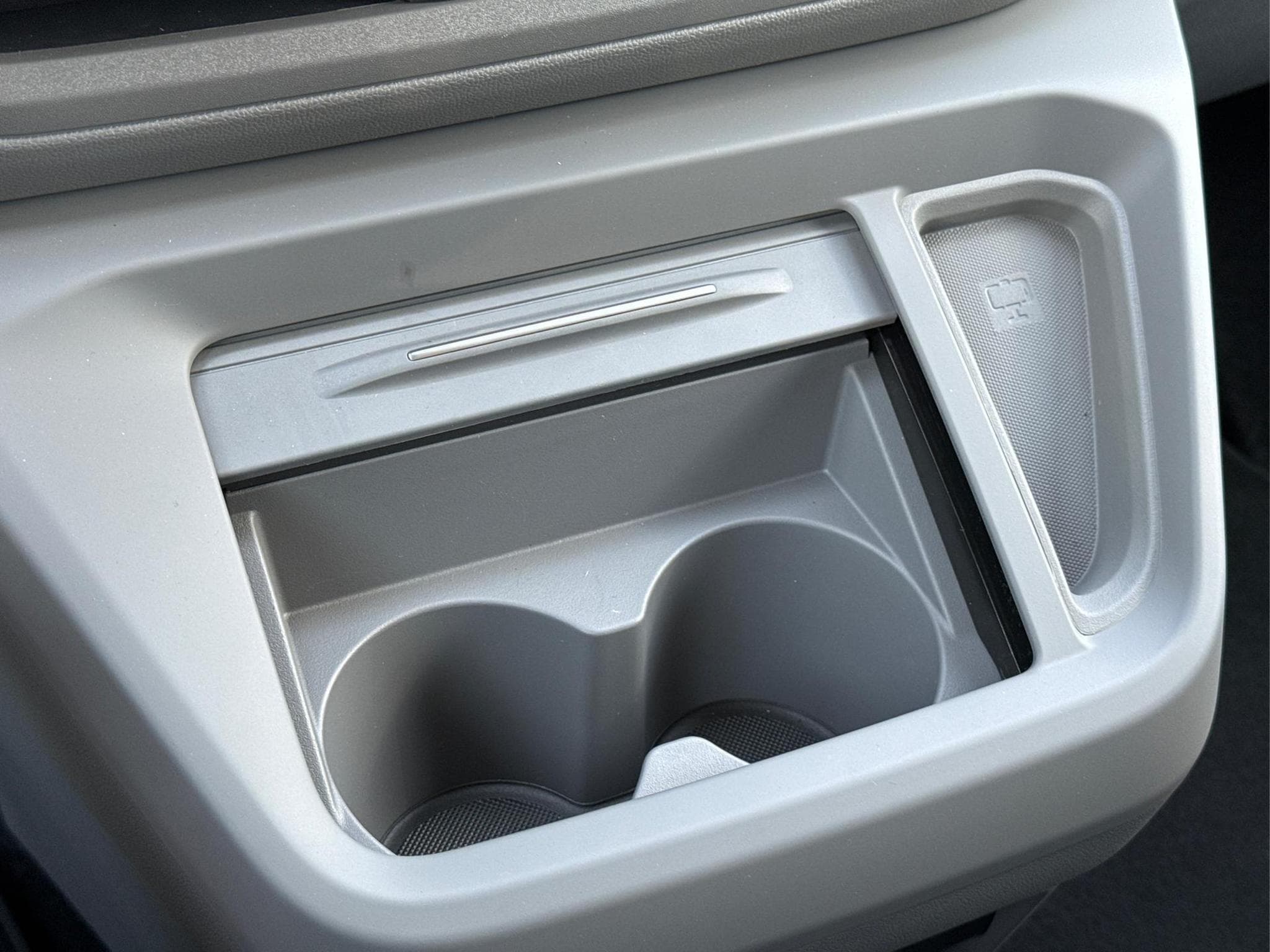VW T7 Basis (2026) - Foto 21