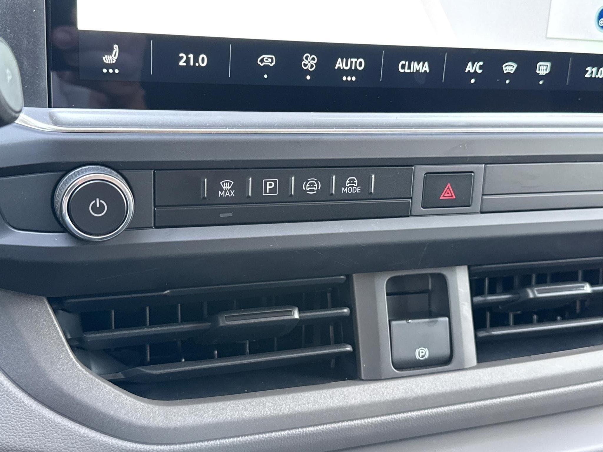 VW T7 Basis (2026) - Foto 23