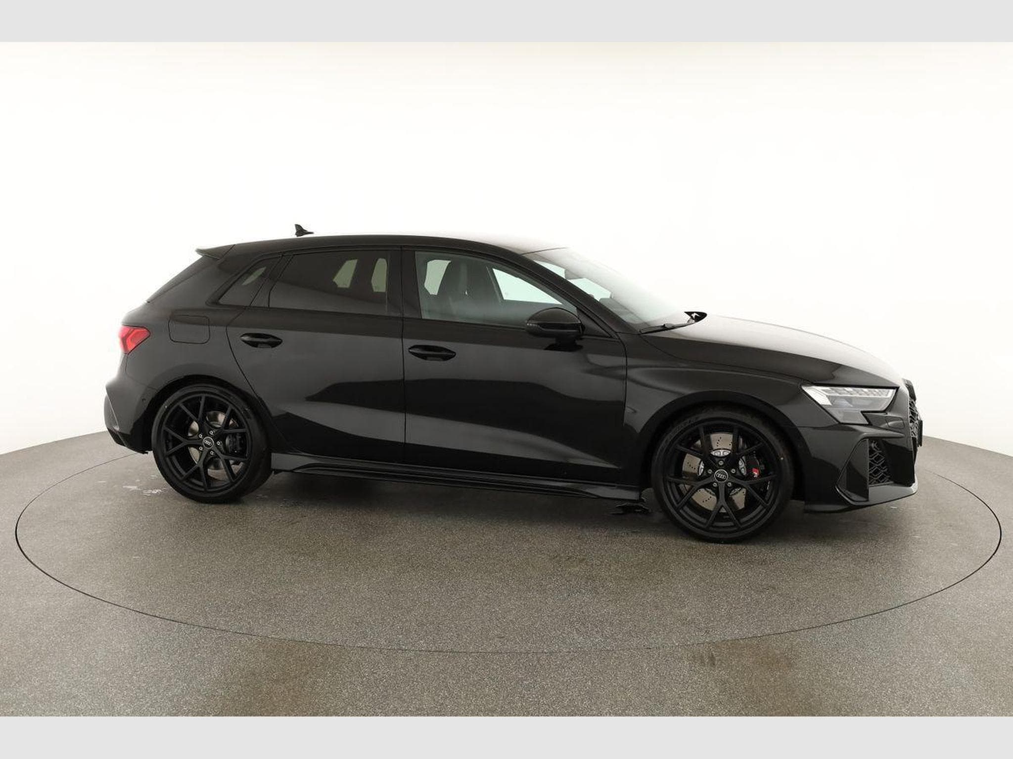 Audi RS3 Sportback 2.5 294 kW TFSI quattro (2026) - Foto 23