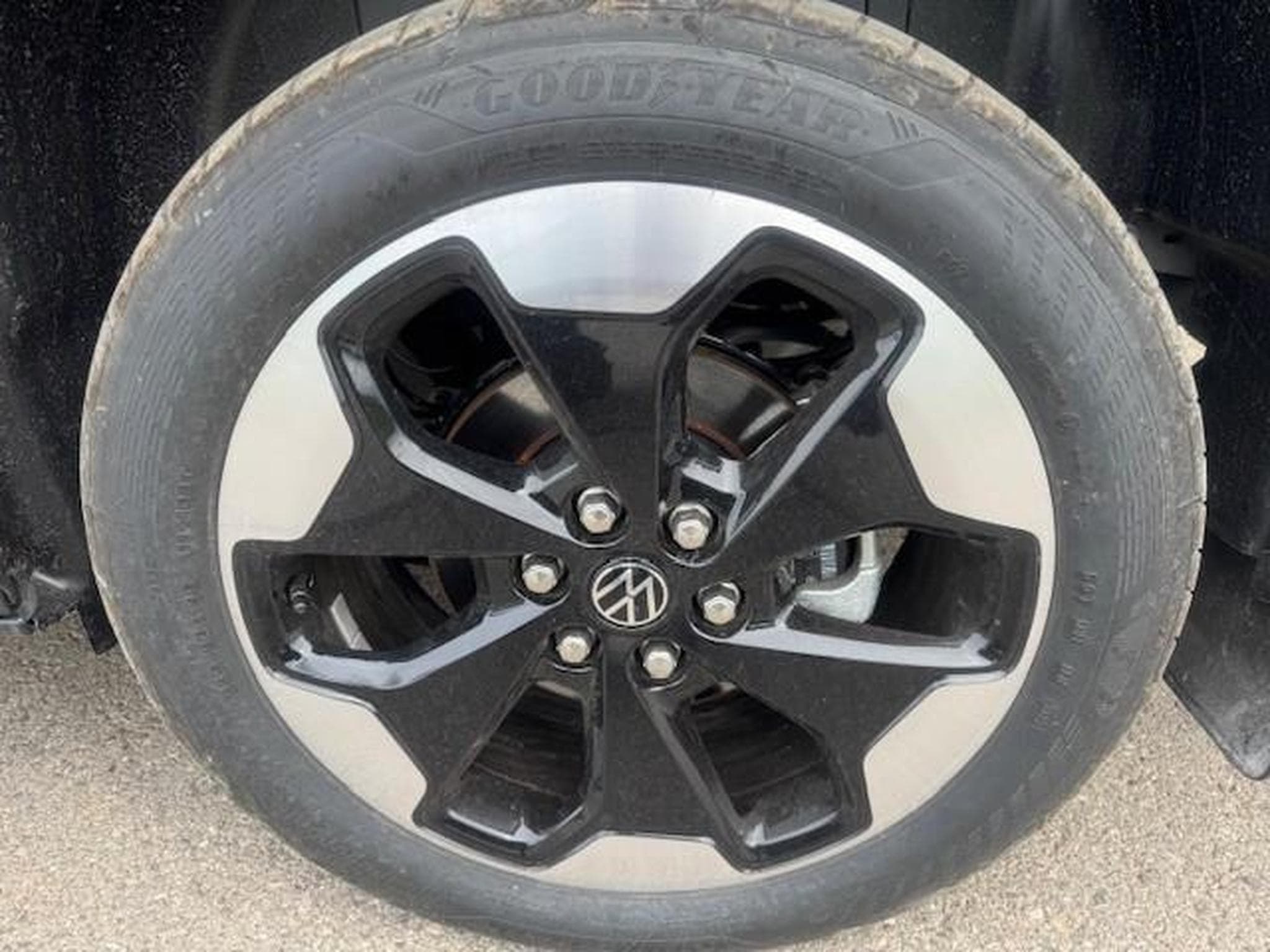 VW e-Caravelle BEV 160 kW Style RWD KR (2026) - Photo 3