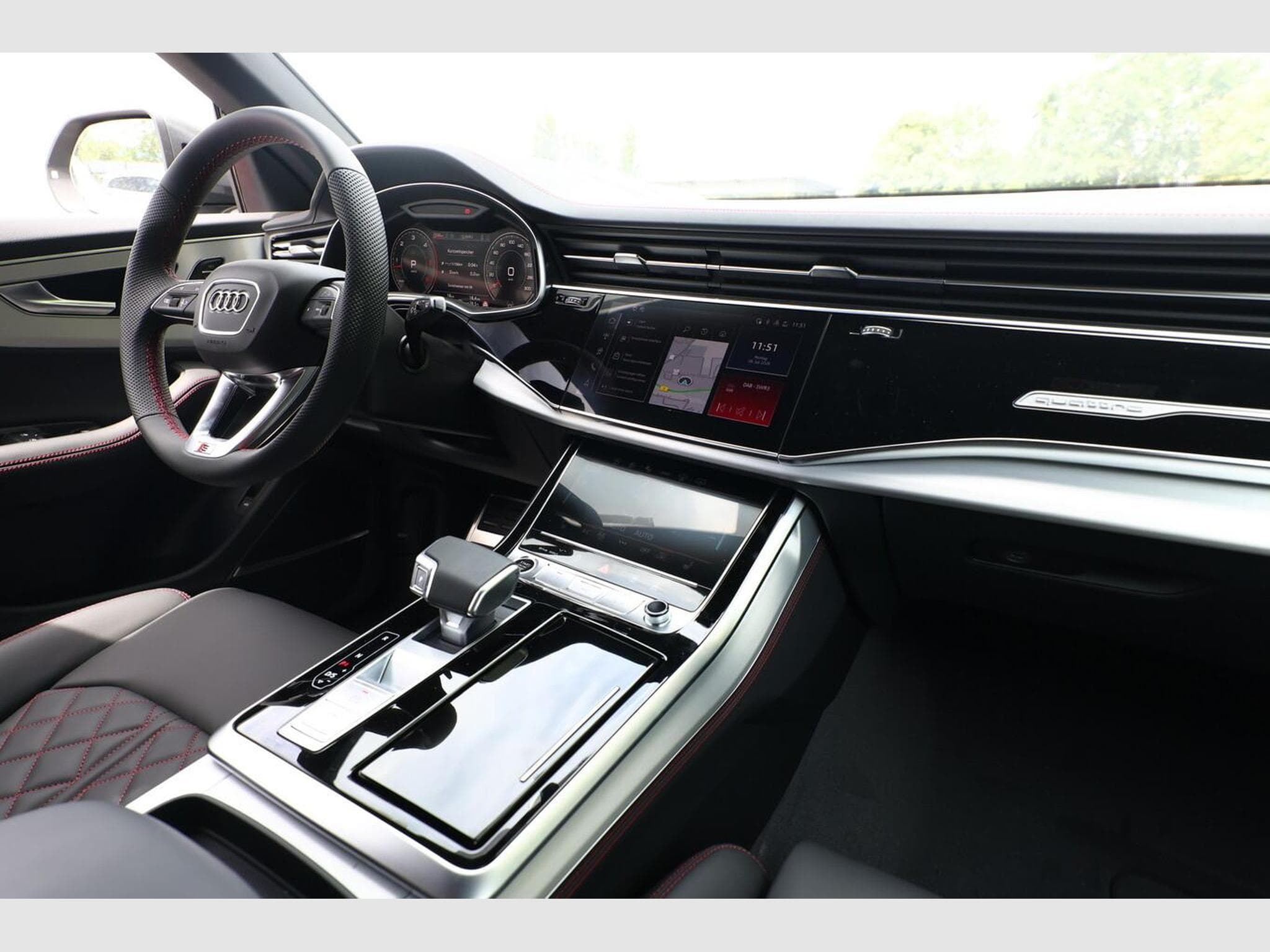 Audi Q8 S line (2026) - Foto 9