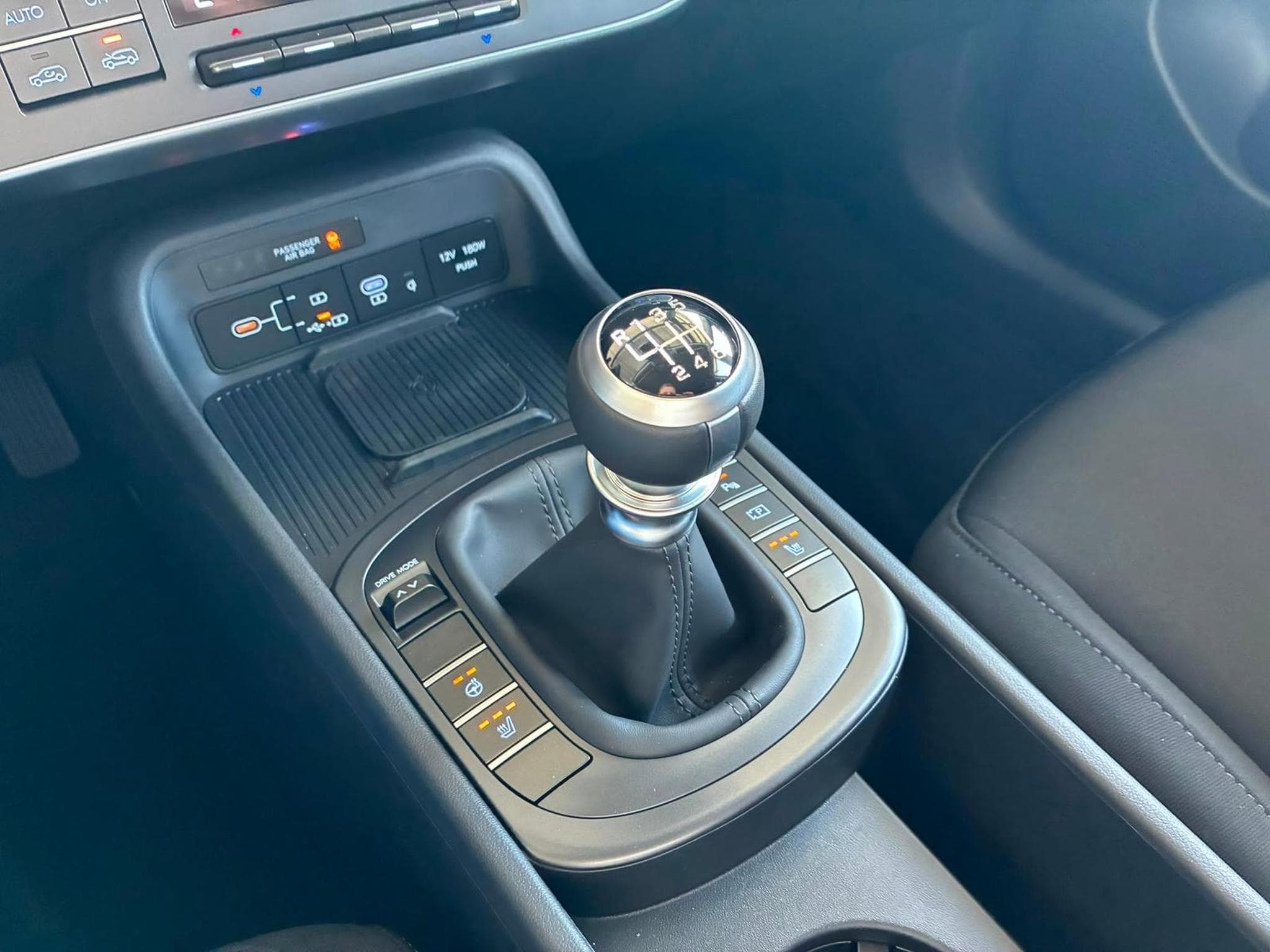 Hyundai Kona Comfort (2025) - Foto 16