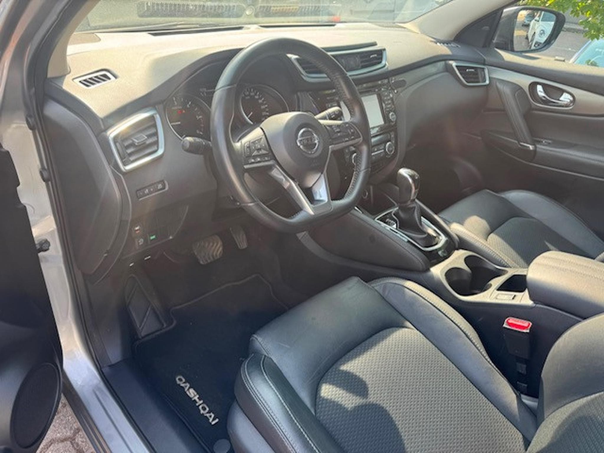 Nissan Qashqai NISSAN QASHQAI TEKNA 360 KAMERA NAVI XENON AUTOMATIK (2018) - Foto 13