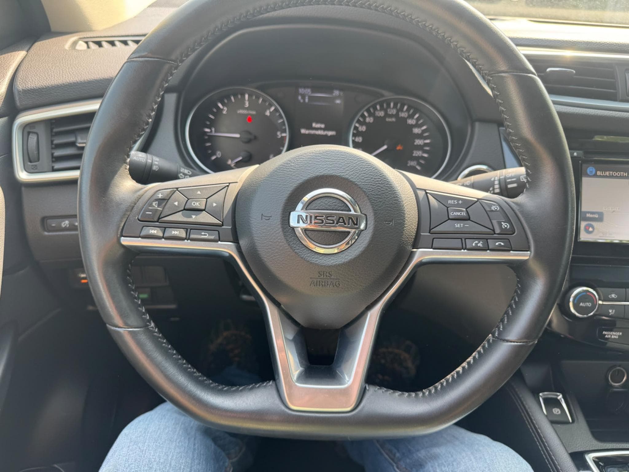 Nissan Qashqai NISSAN QASHQAI TEKNA 360 KAMERA NAVI XENON AUTOMATIK (2018) - Foto 15