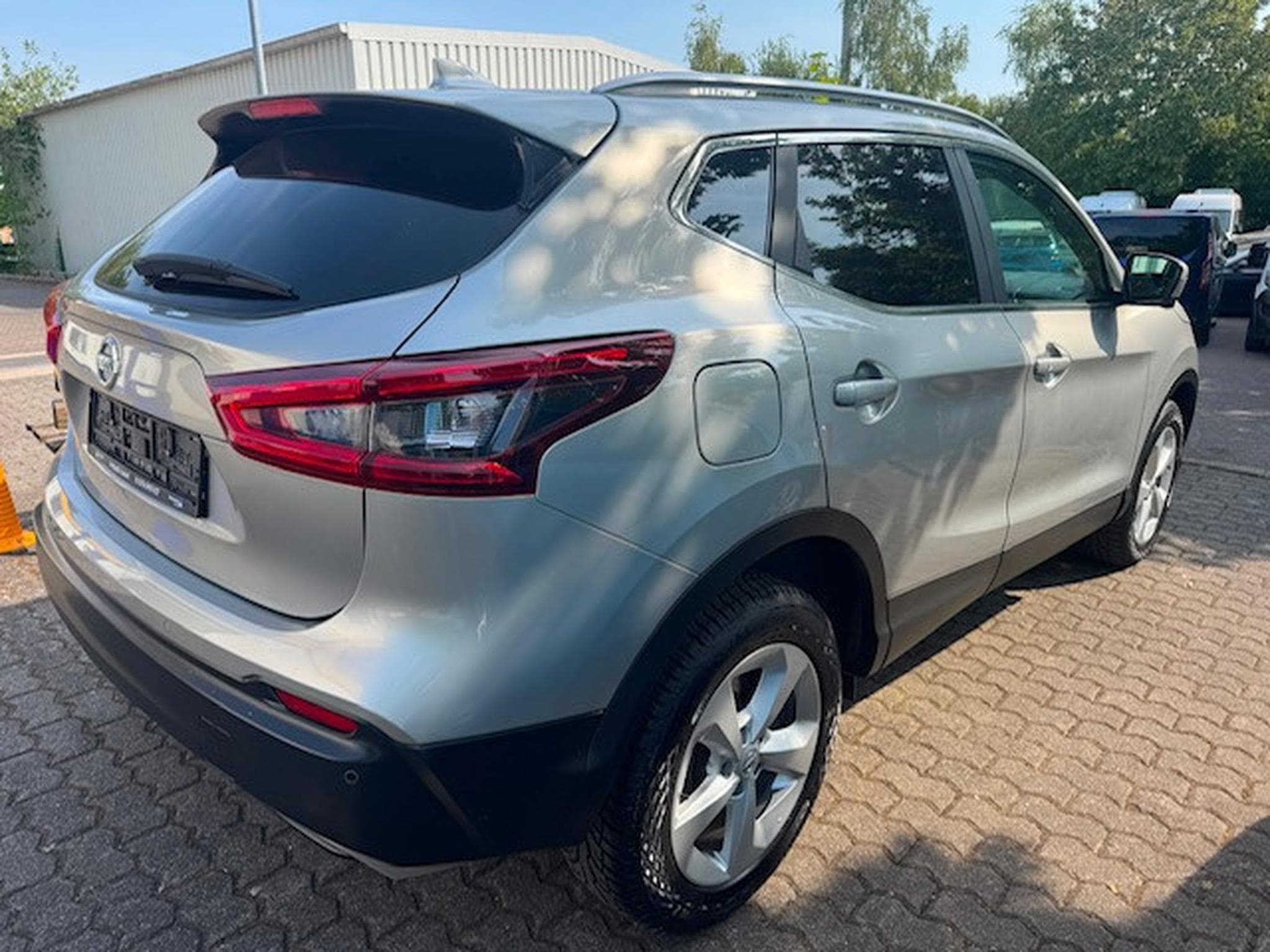 Nissan Qashqai NISSAN QASHQAI TEKNA 360 KAMERA NAVI XENON AUTOMATIK (2018) - Foto 6