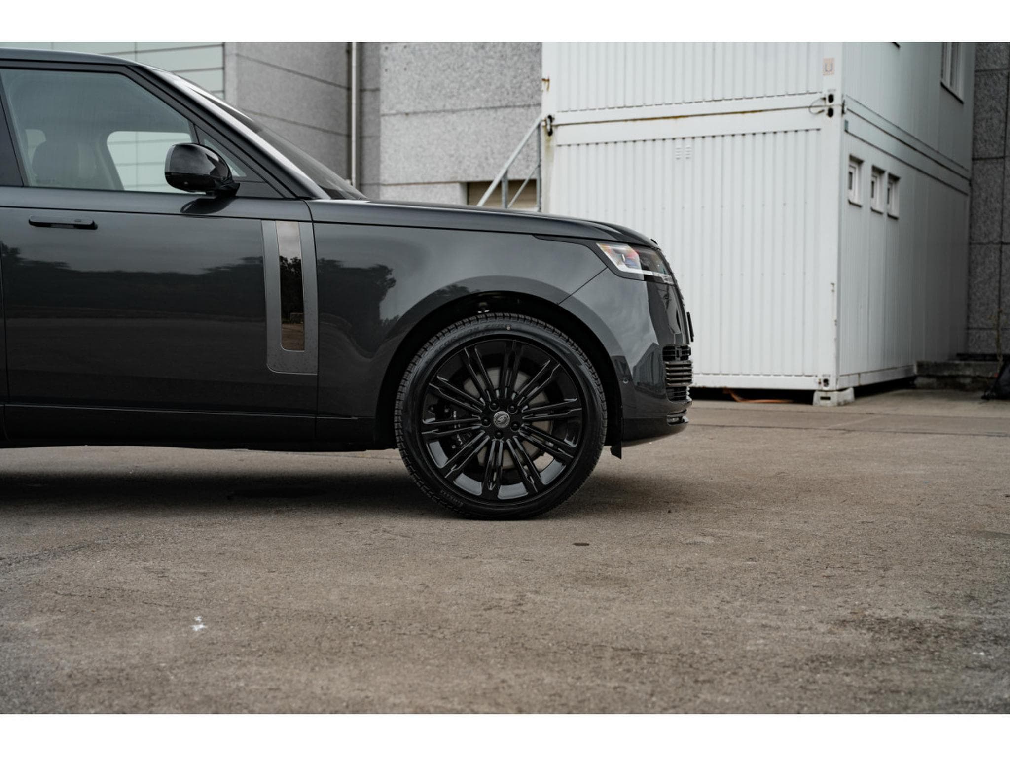 Land-Rover Range Rover SWB P530 SV AWD Auto. 23MY (2023) - Photo 4