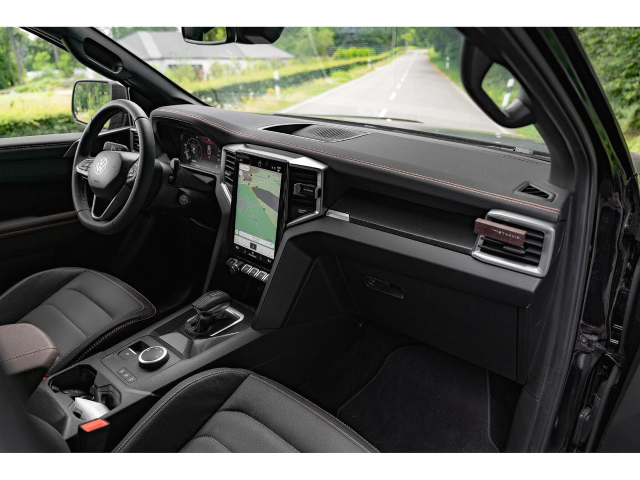 VW Amarok V6  3.0L  241 cv - Harman Kardon (2025) - Photo 12