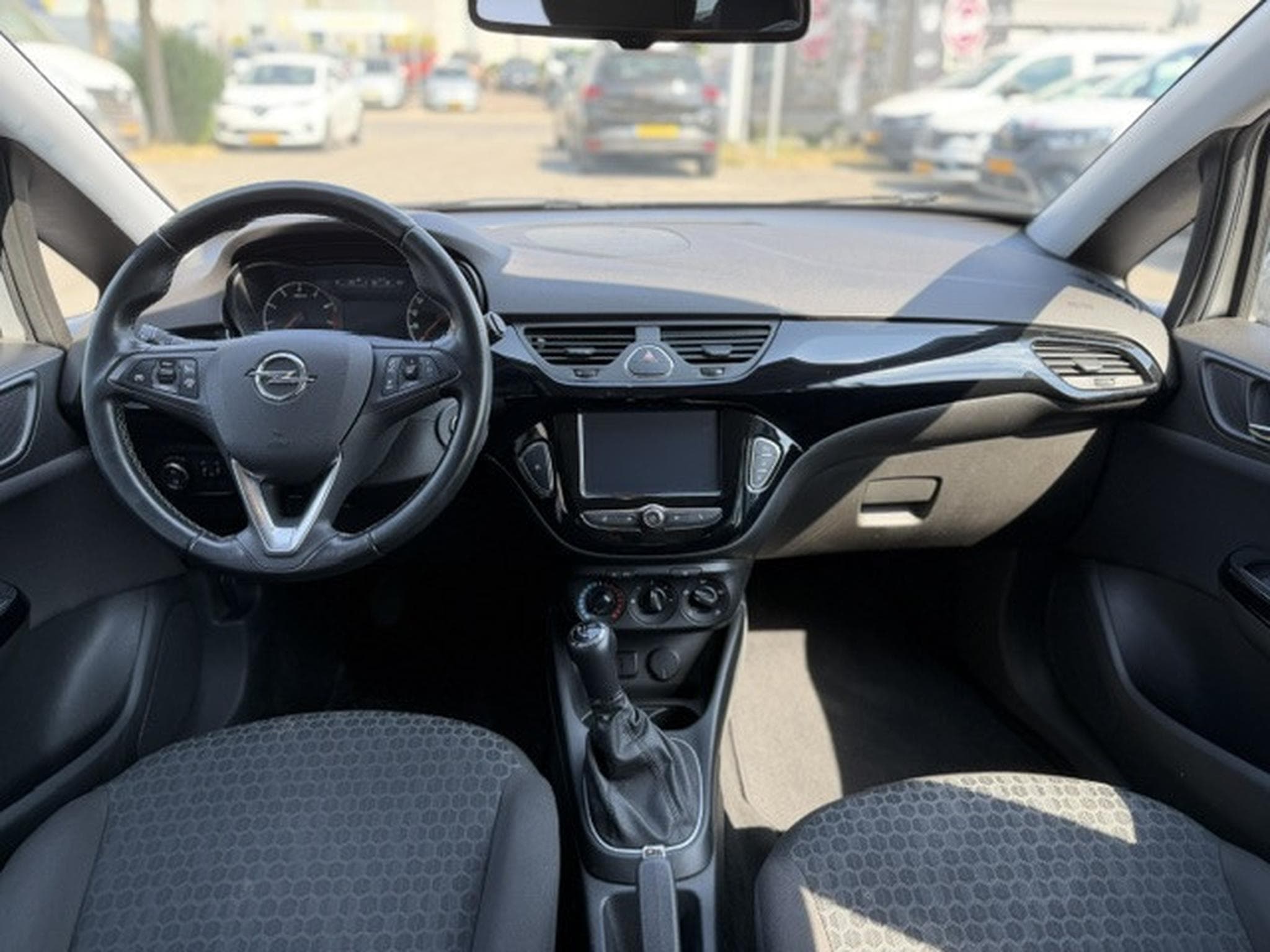 Opel Corsa 1.4  90PS (2018) - Photo 7
