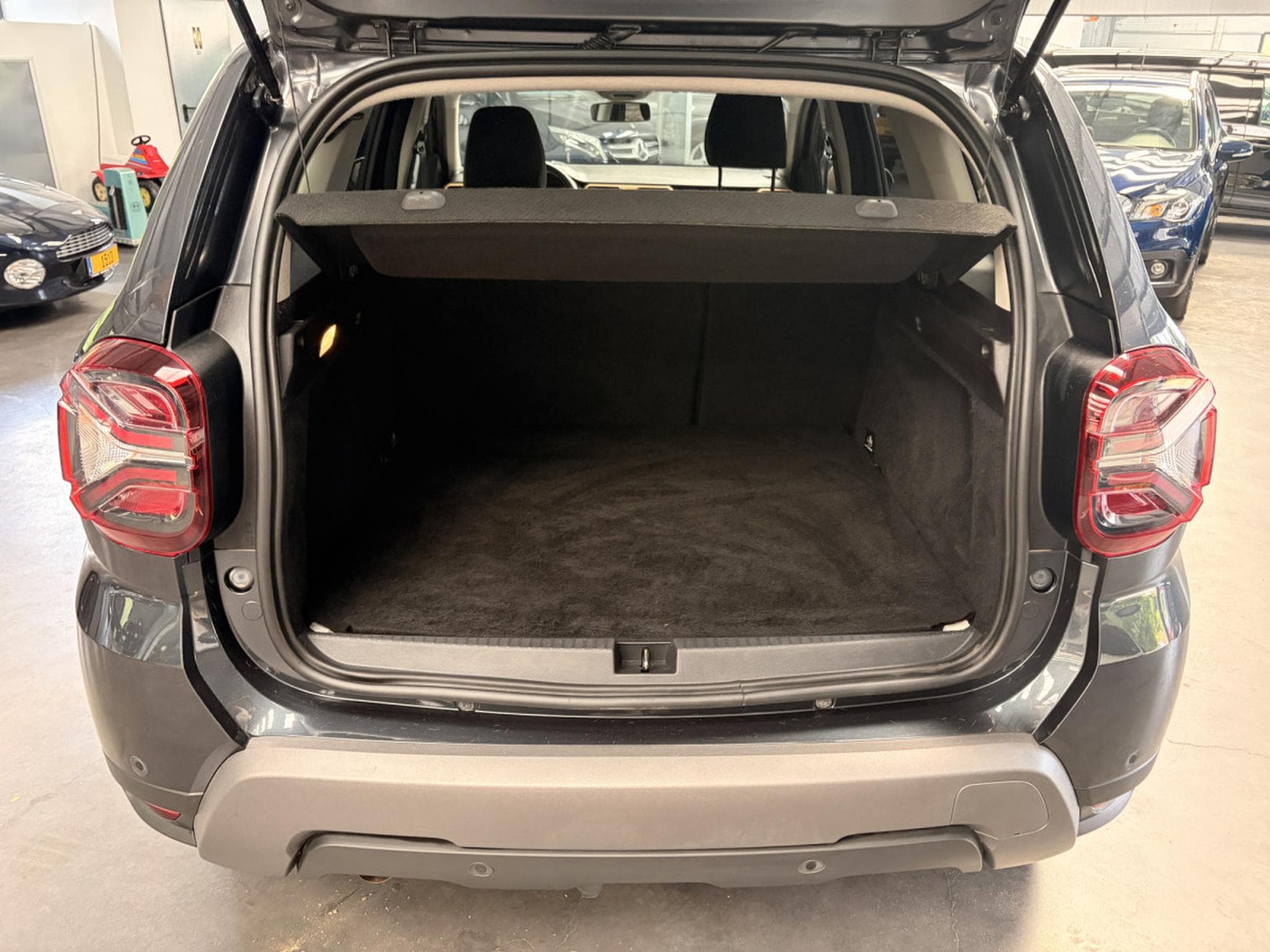 Dacia Duster 1.3 TCe Extreme 4x4 (2024) - Photo 14