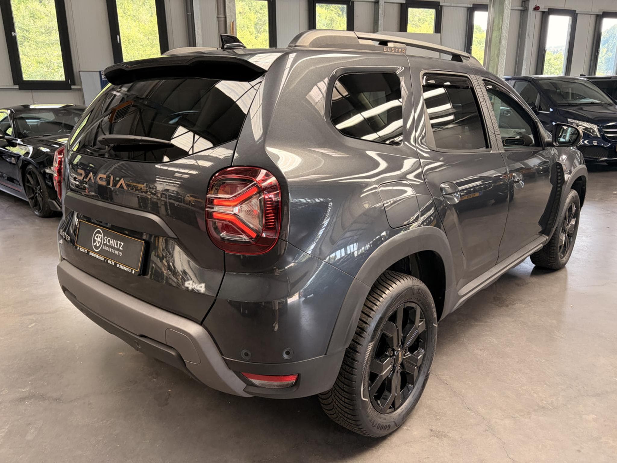 Dacia Duster 1.3 TCe Extreme 4x4 (2024) - Photo 3