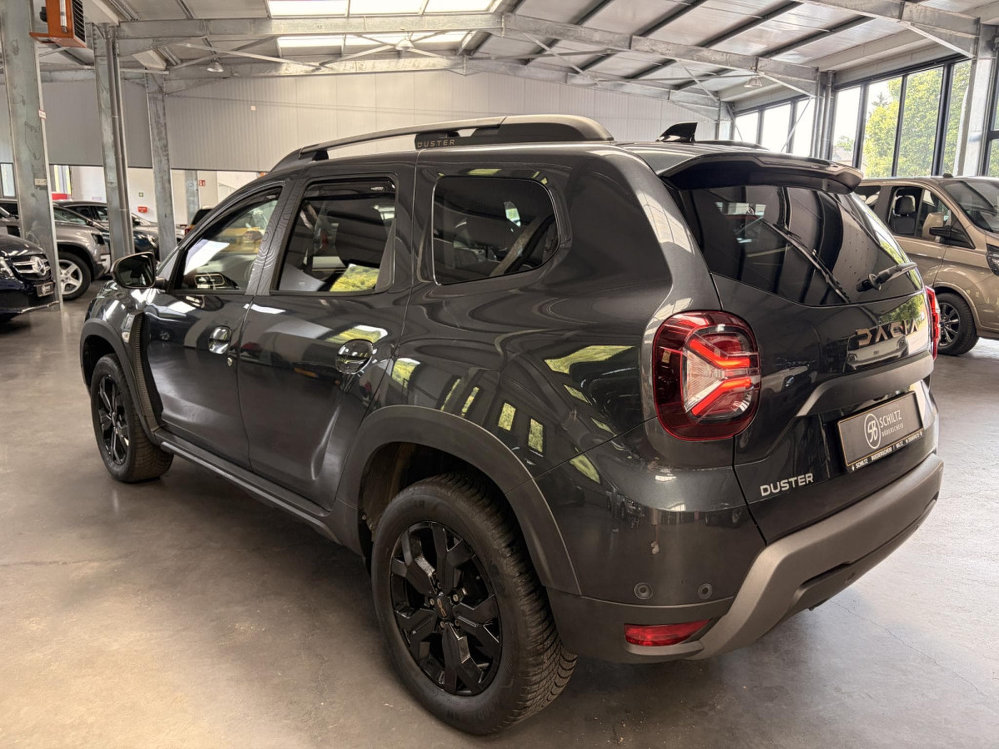 Dacia Duster 1.3 TCe Extreme 4x4 (2024) - Photo 5
