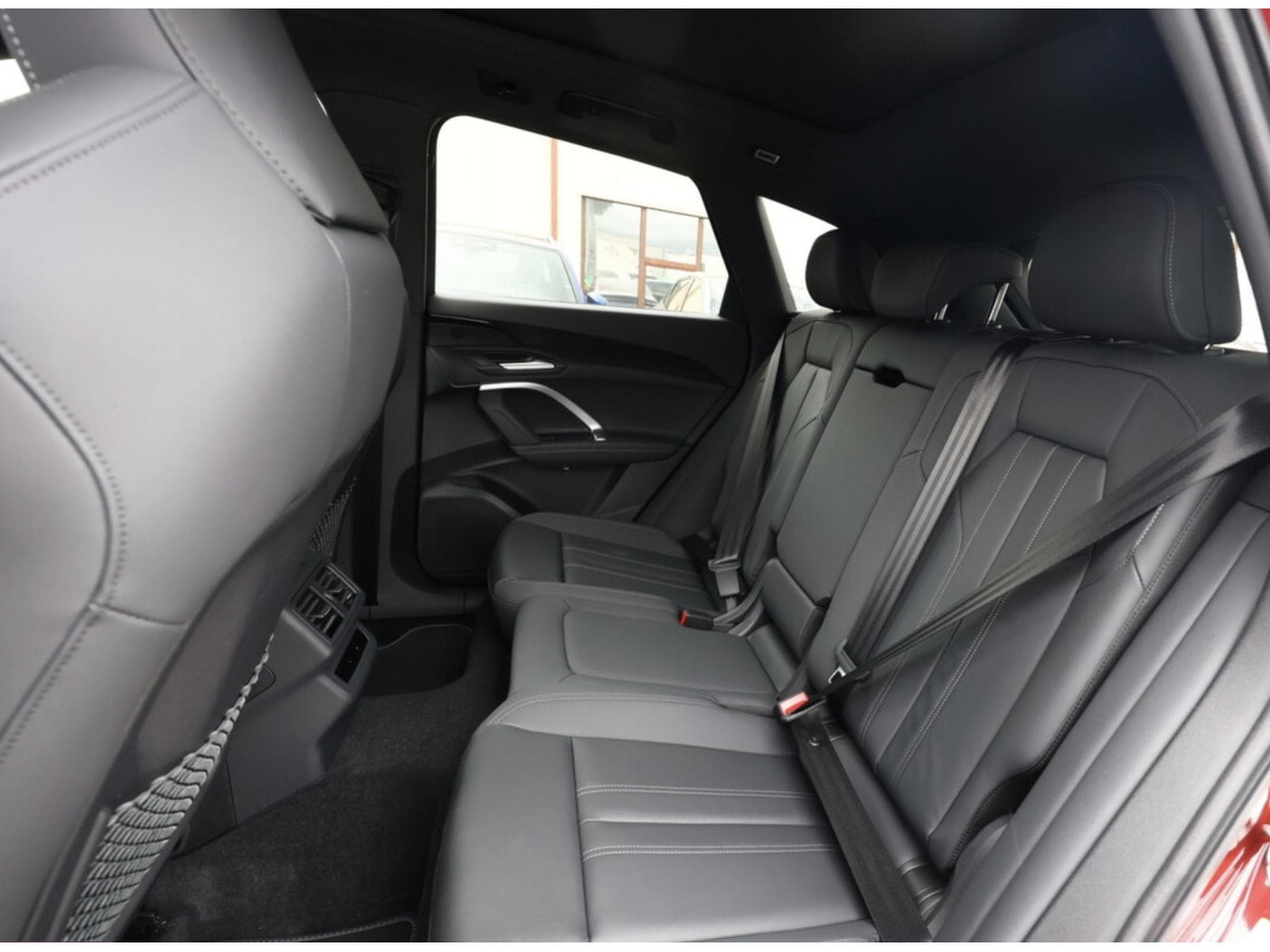Audi Q5 Q5 TDI Hybride 204 2xS Line Black Pack (2026) - Photo 9
