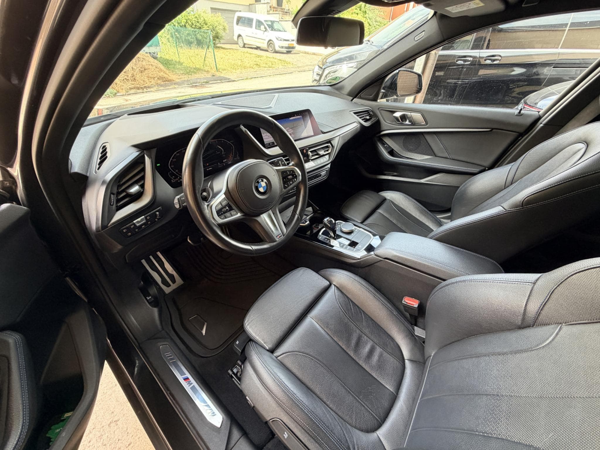 BMW 120 d xDrive M-sportpacket  Camera Head-UP, Toit Ouvrant 190cv (2020) - Photo 9