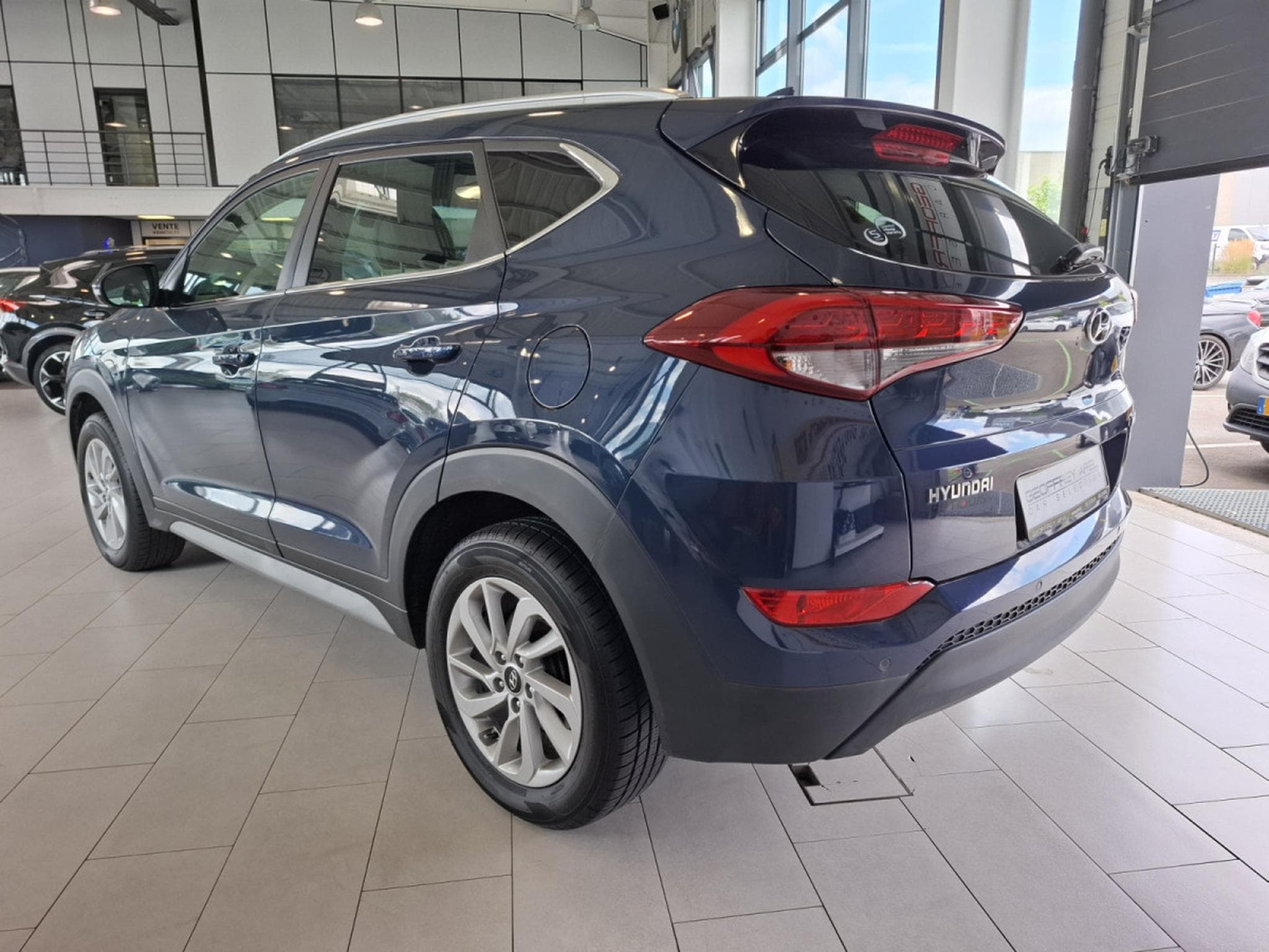 Hyundai Tucson 1.6 GDI 2WD CUIR NAVI 1 HAND (2018) - Photo 3