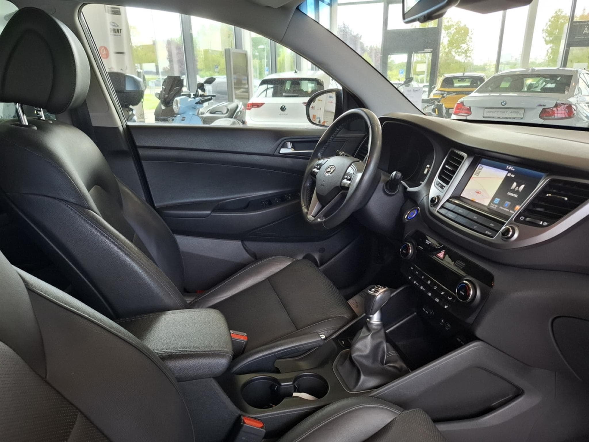 Hyundai Tucson 1.6 GDI 2WD CUIR NAVI 1 HAND (2018) - Photo 9