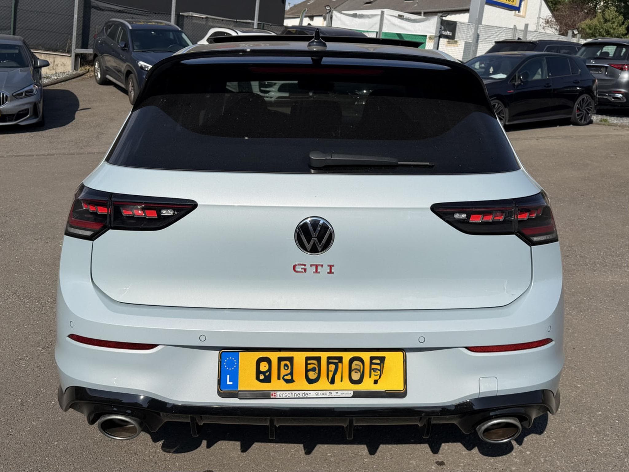 VW Golf GTI FACELIFT 2.0 TSI 300 CLUBSPORT CRYSTAL ICE BLUE IQ LIGHT (2025) - Foto 3