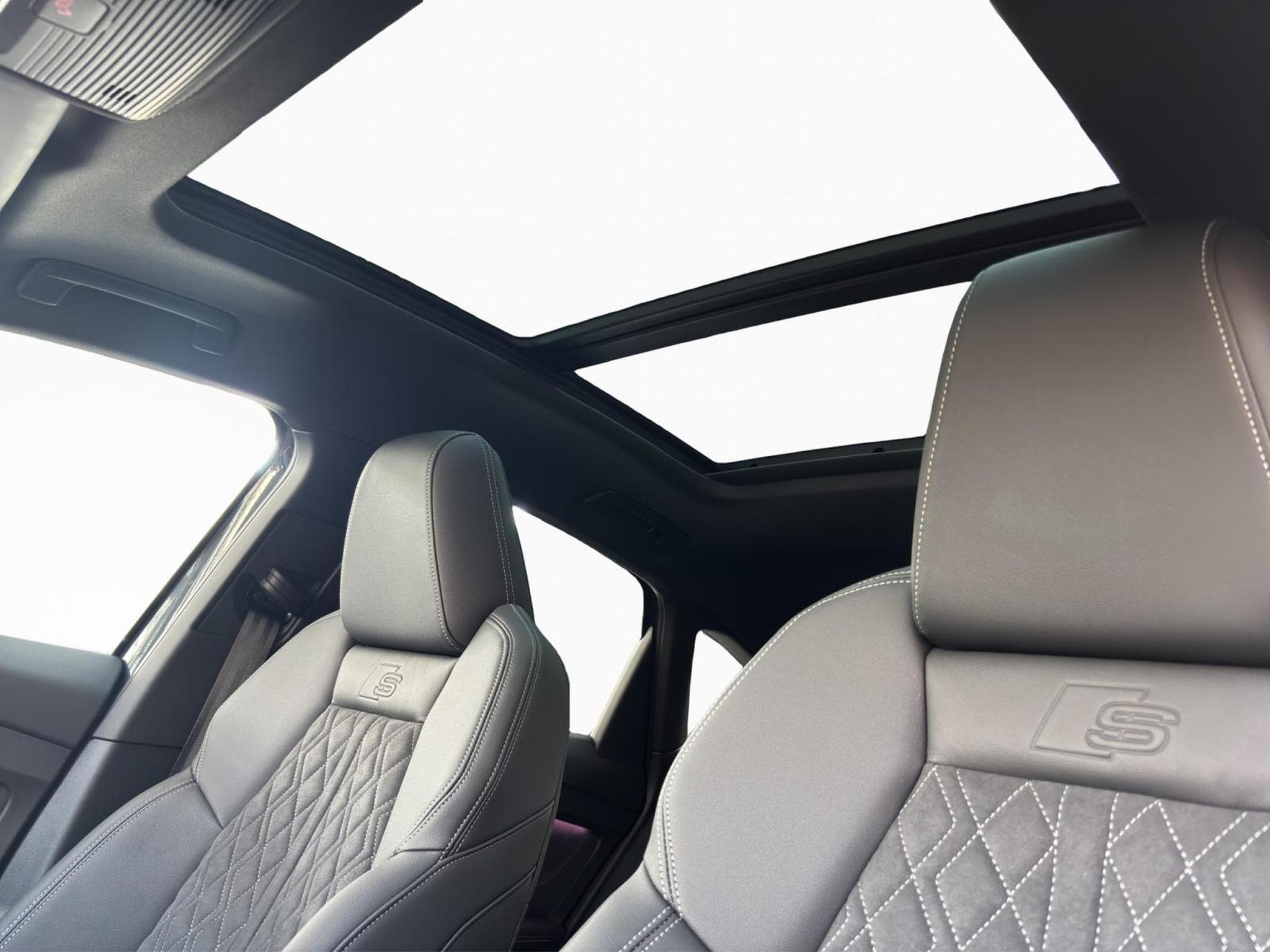 Audi Q4 e-tron Sportback e-tron quattro performance (2026) - Photo 15