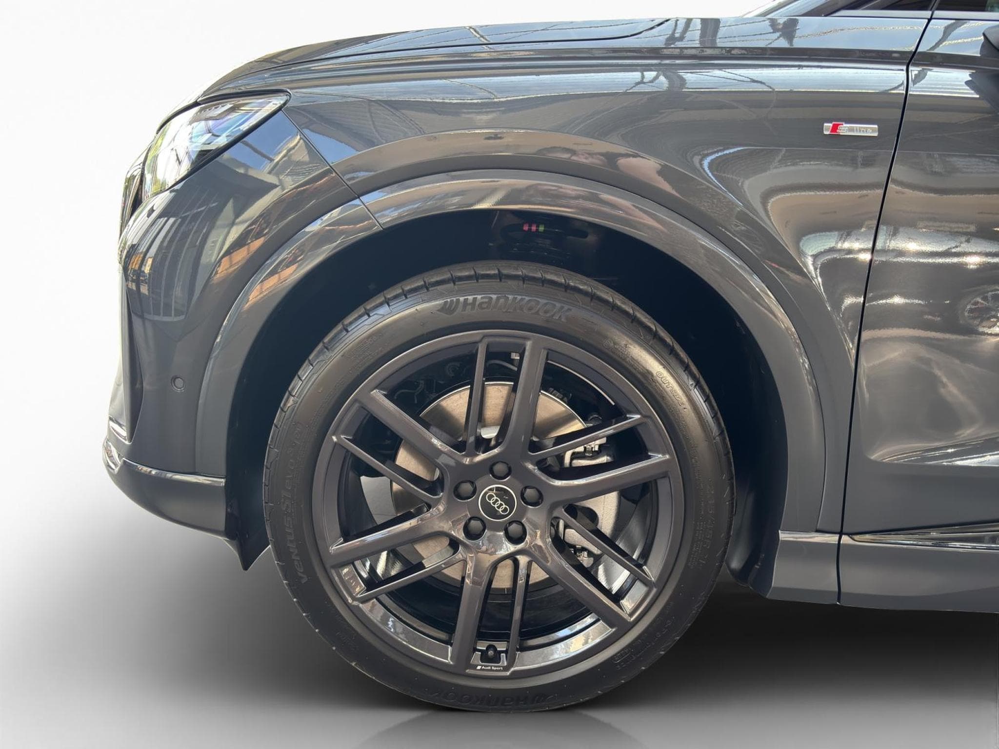Audi Q4 e-tron Sportback e-tron quattro performance (2026) - Photo 8