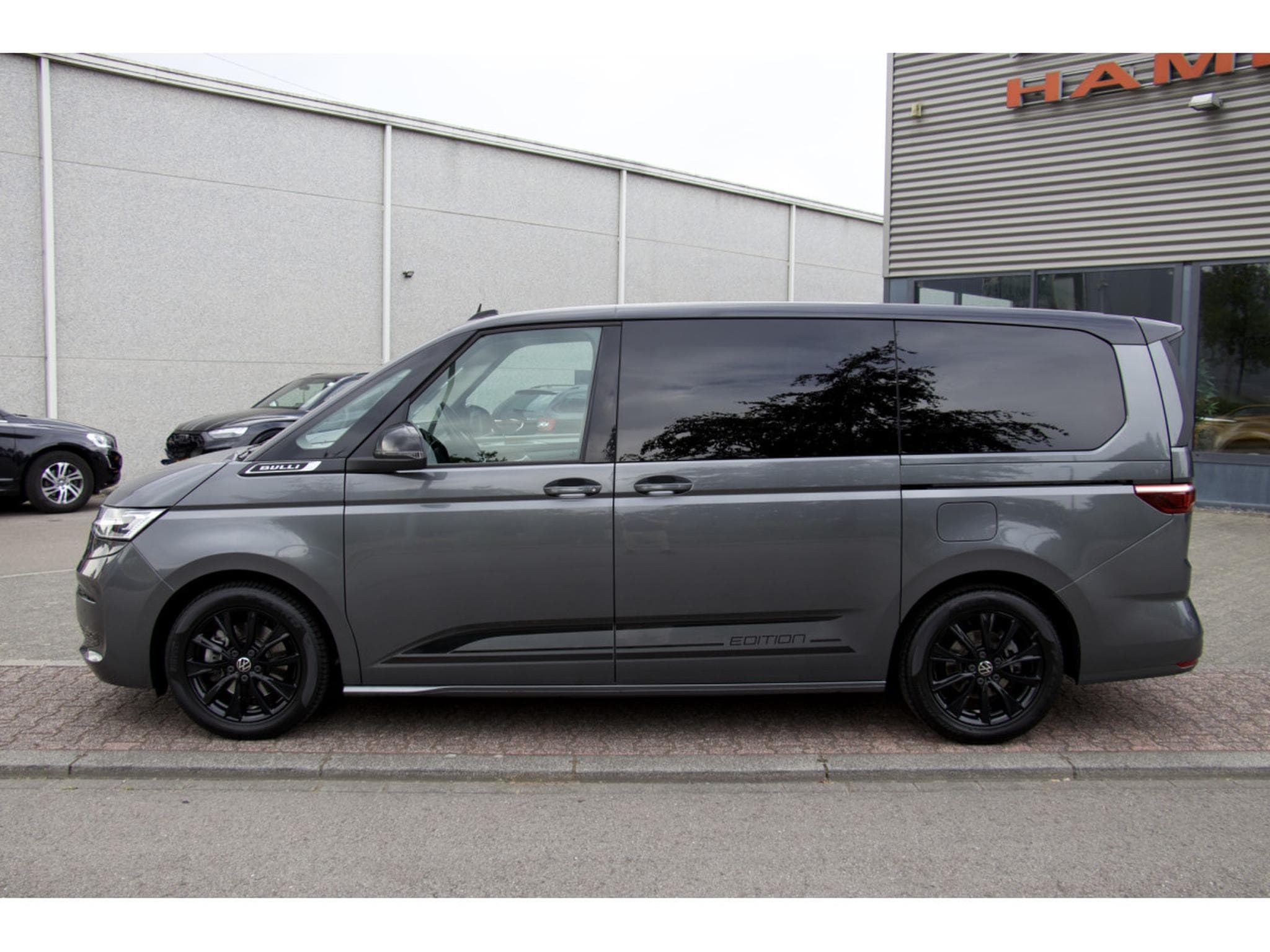 VW T7 Edition LÜ AHK StHZ PANO ACC ArtVelours (2024) - Foto 2