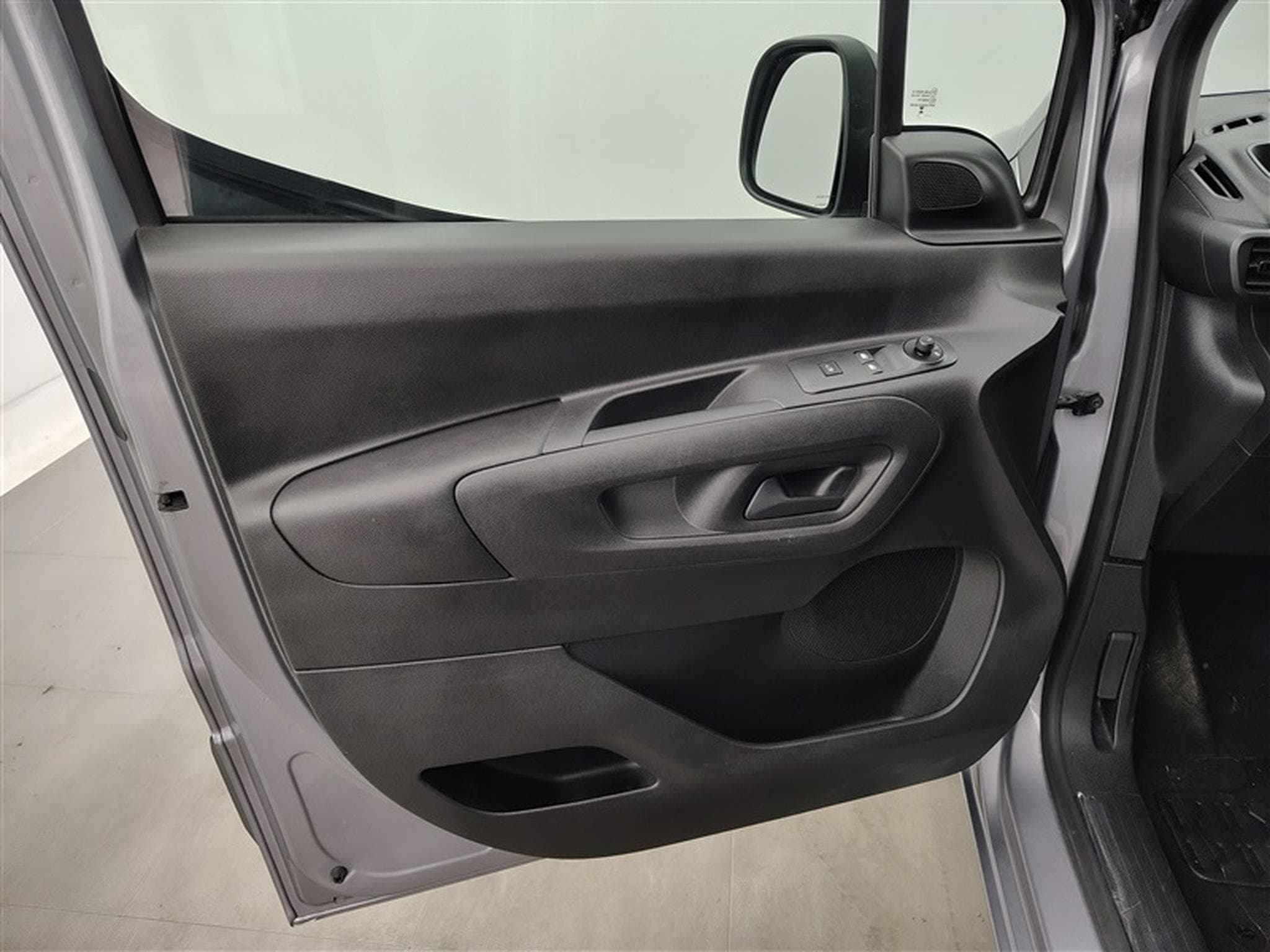 Fiat Doblo 1.5 BlueHDI L2 Heavy S/S (2023) - Photo 16