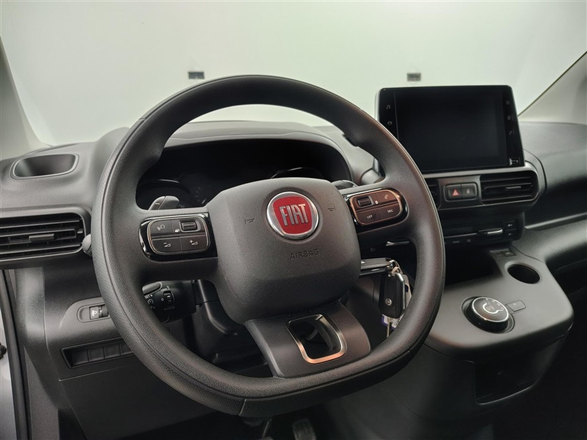 Fiat Doblo 1.5 BlueHDI L2 Heavy S/S (2023) - Photo 9