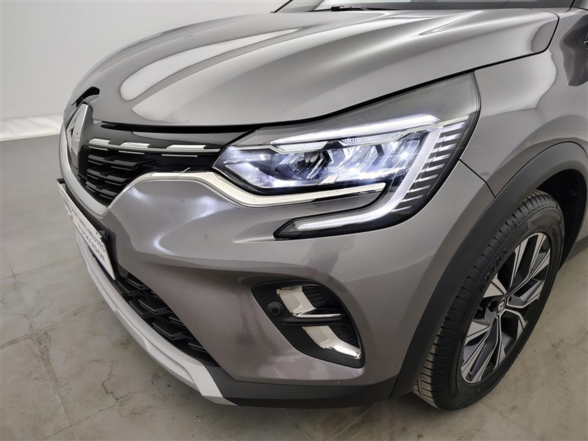 Renault Captur 1.0 TCe Evolution GPF (2023) - Photo 15