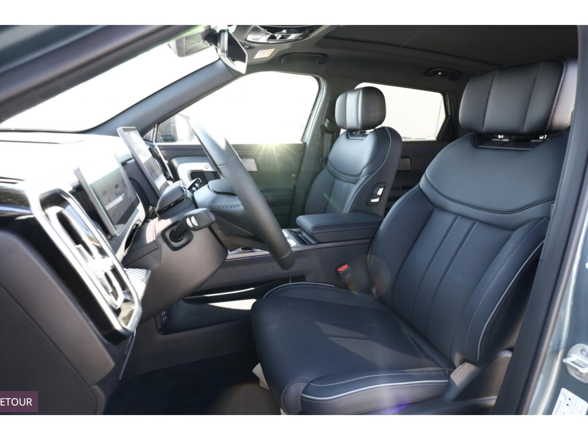 Jaecoo 7 Exclusive 4WD (2026) - Photo 6