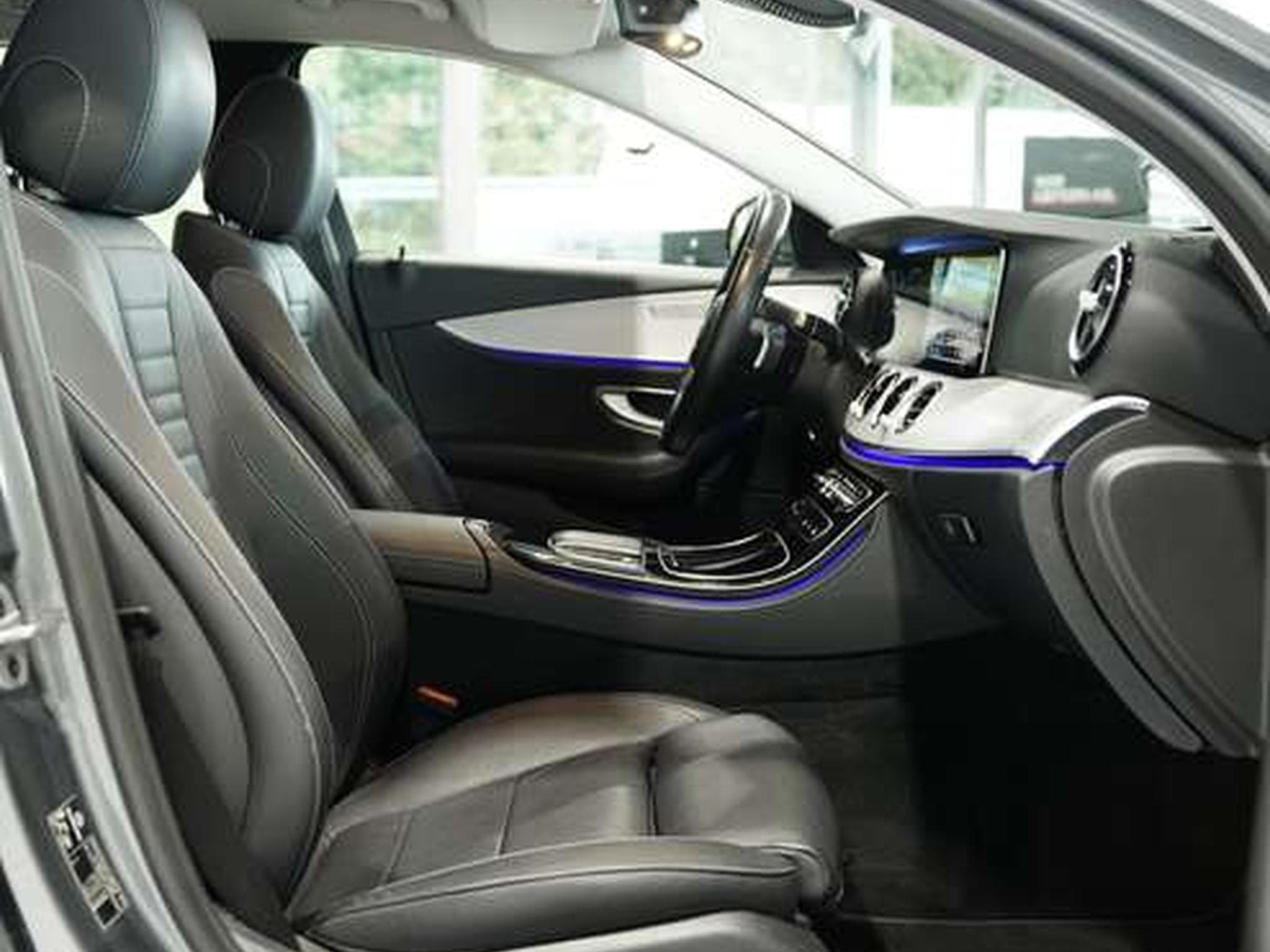 Mercedes E 220 T d 4M Avantgarde *1.H *AHK *MwSt. *WIDE (2020) - Photo 14