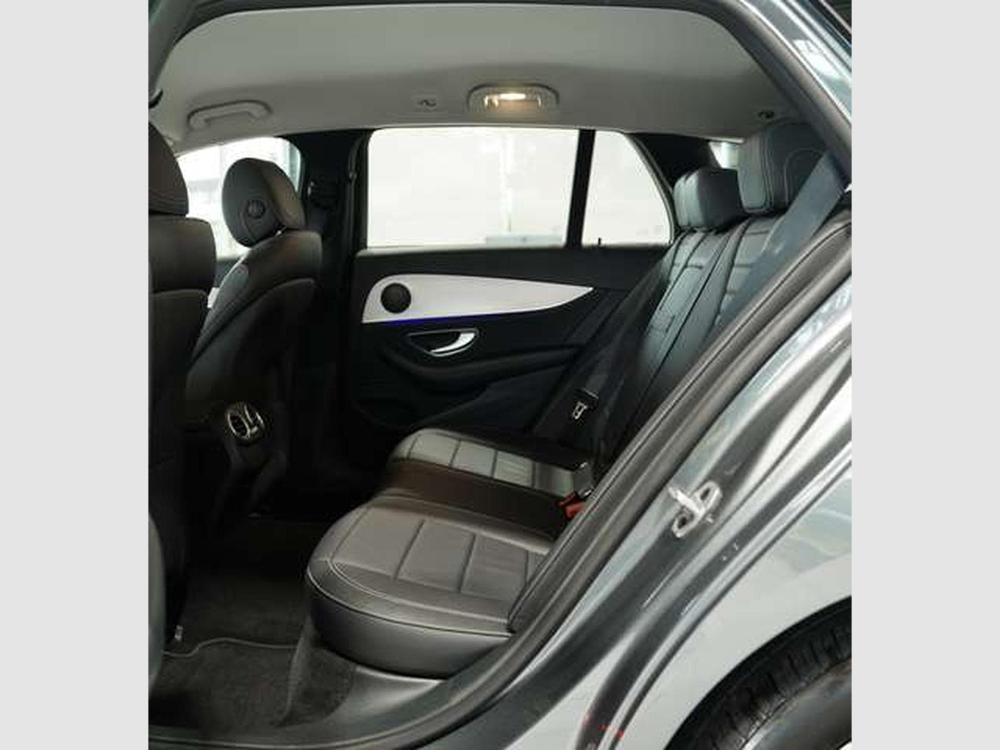 Mercedes E 220 T d 4M Avantgarde *1.H *AHK *MwSt. *WIDE (2020) - Photo 22