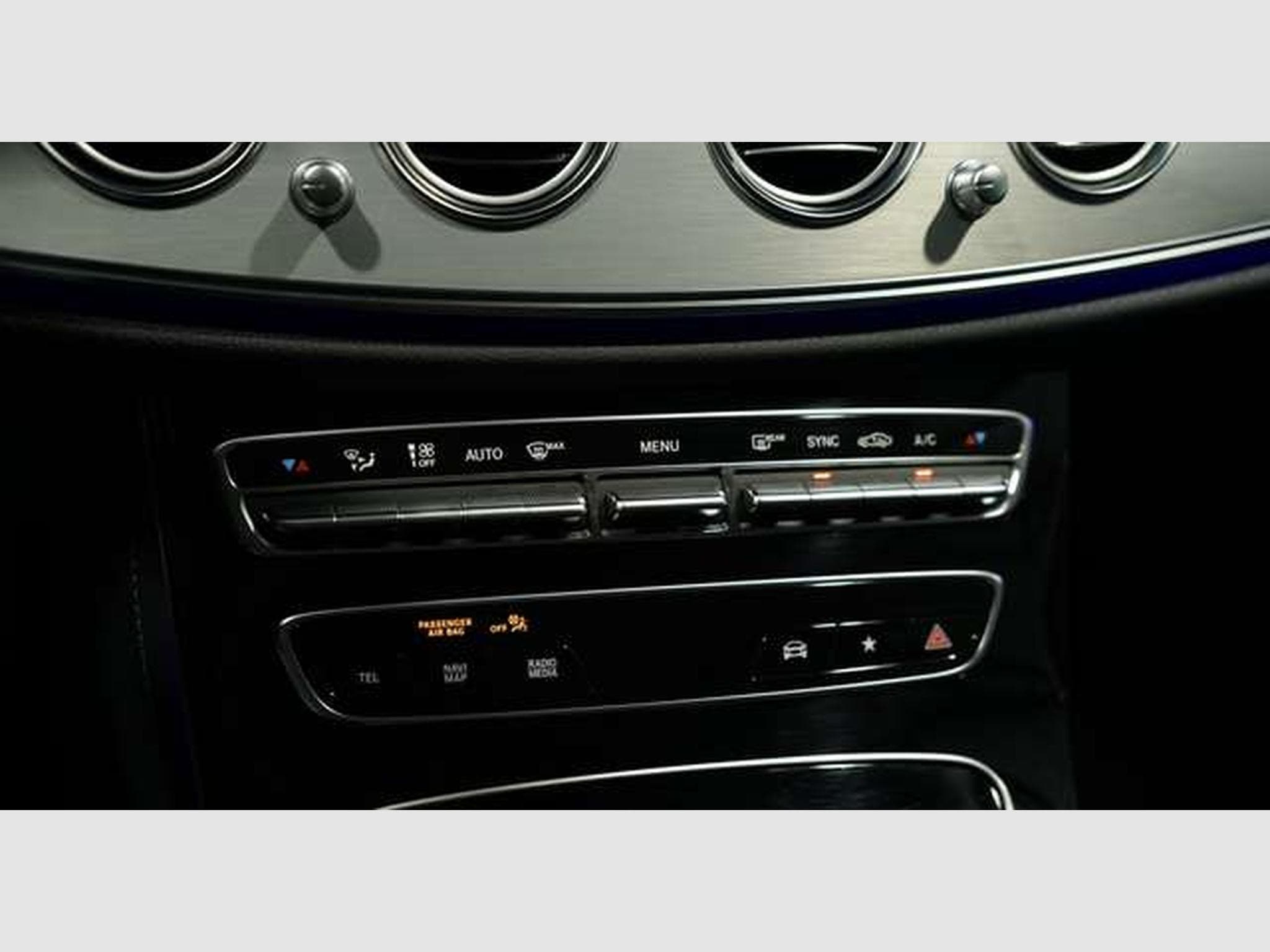 Mercedes E 220 T d 4M Avantgarde *1.H *AHK *MwSt. *WIDE (2020) - Photo 29