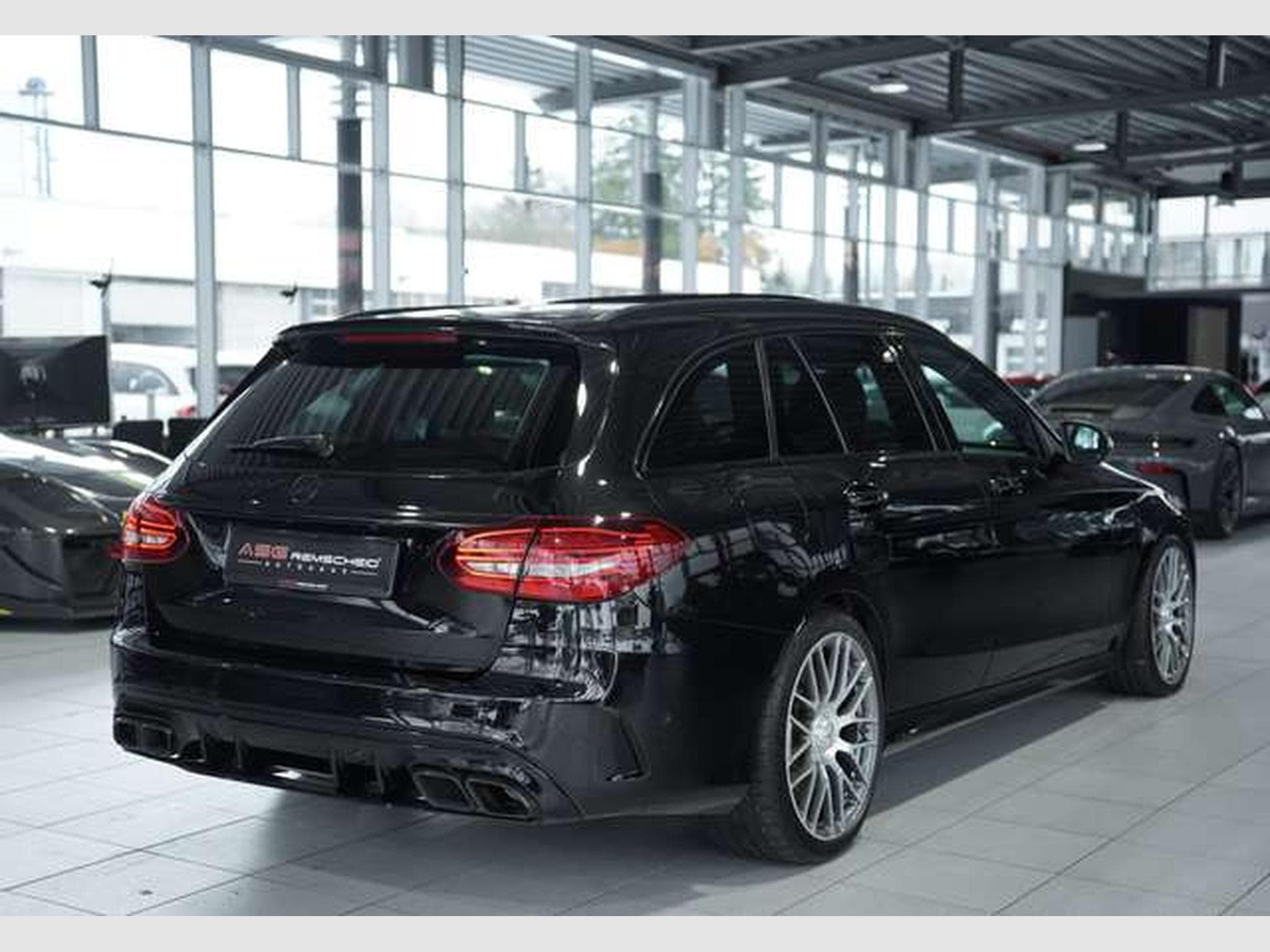 Mercedes C 63 AMG S T *2.H *19 *Digital *Perf-AGA *Pano (2019) - Photo 7