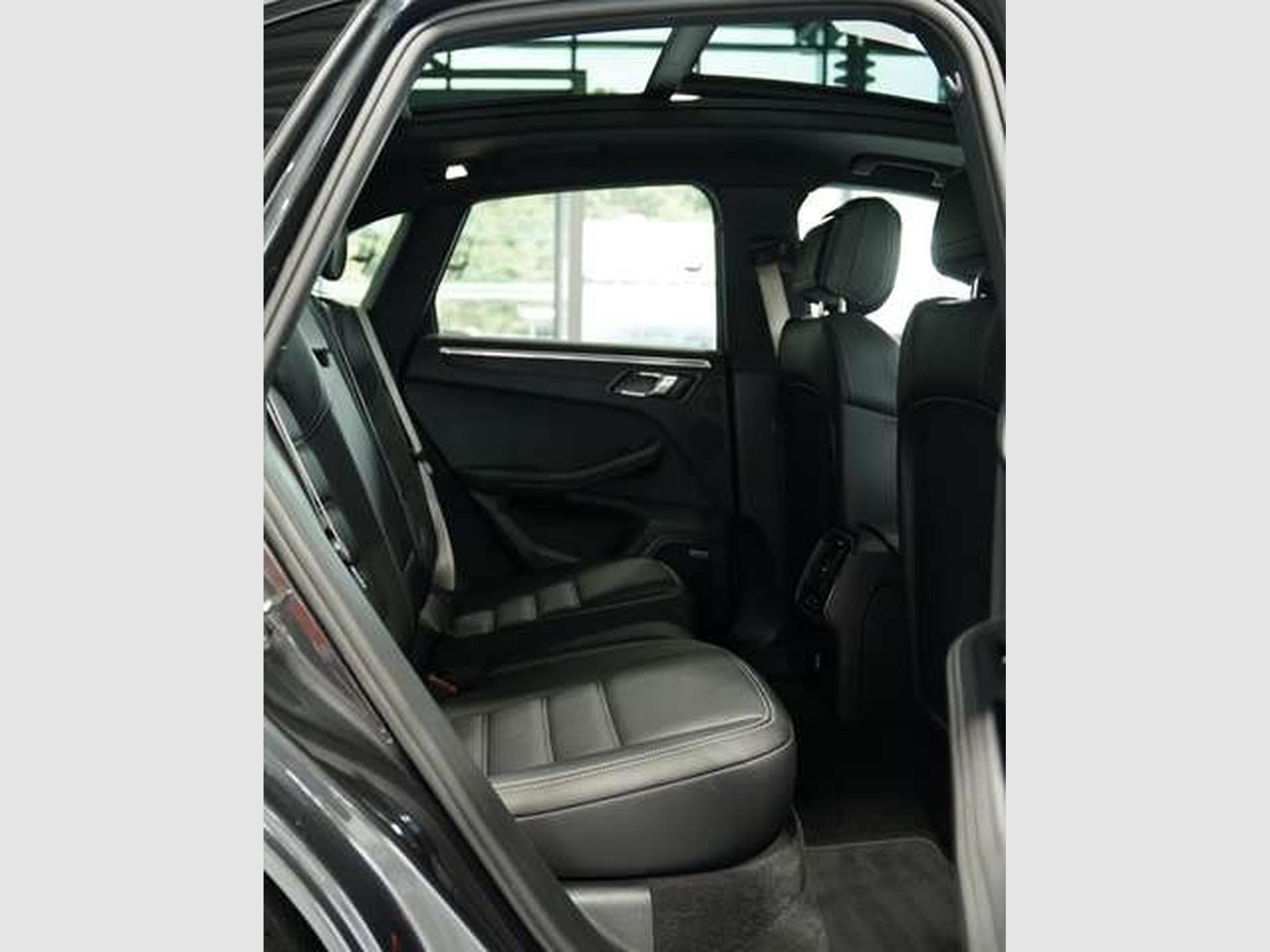 Porsche Macan GTS *21 *ACC *Pano *LUFT *Chrono *BOSE (2022) - Foto 22
