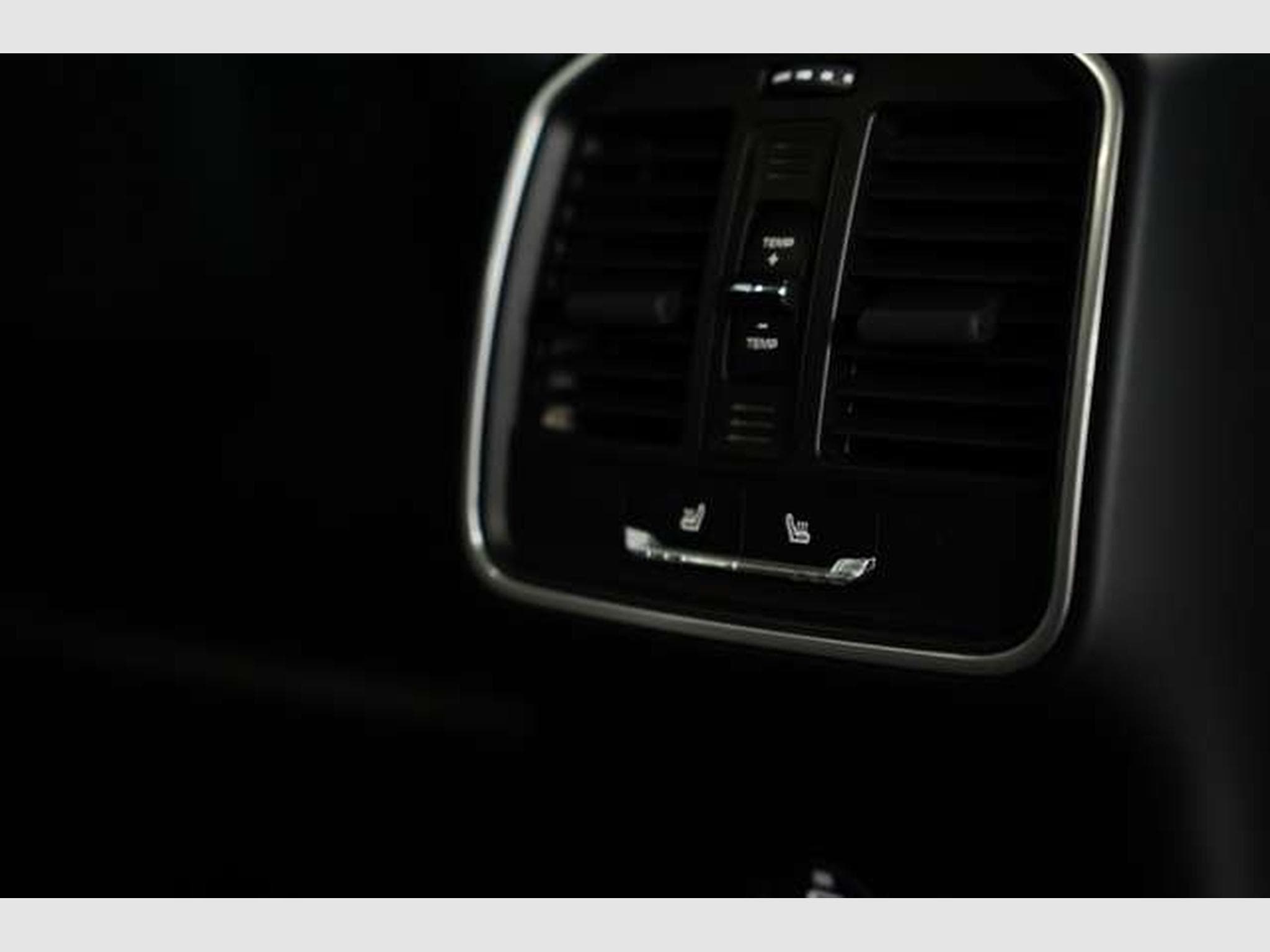 Porsche Macan GTS *21 *ACC *Pano *LUFT *Chrono *BOSE (2022) - Foto 24