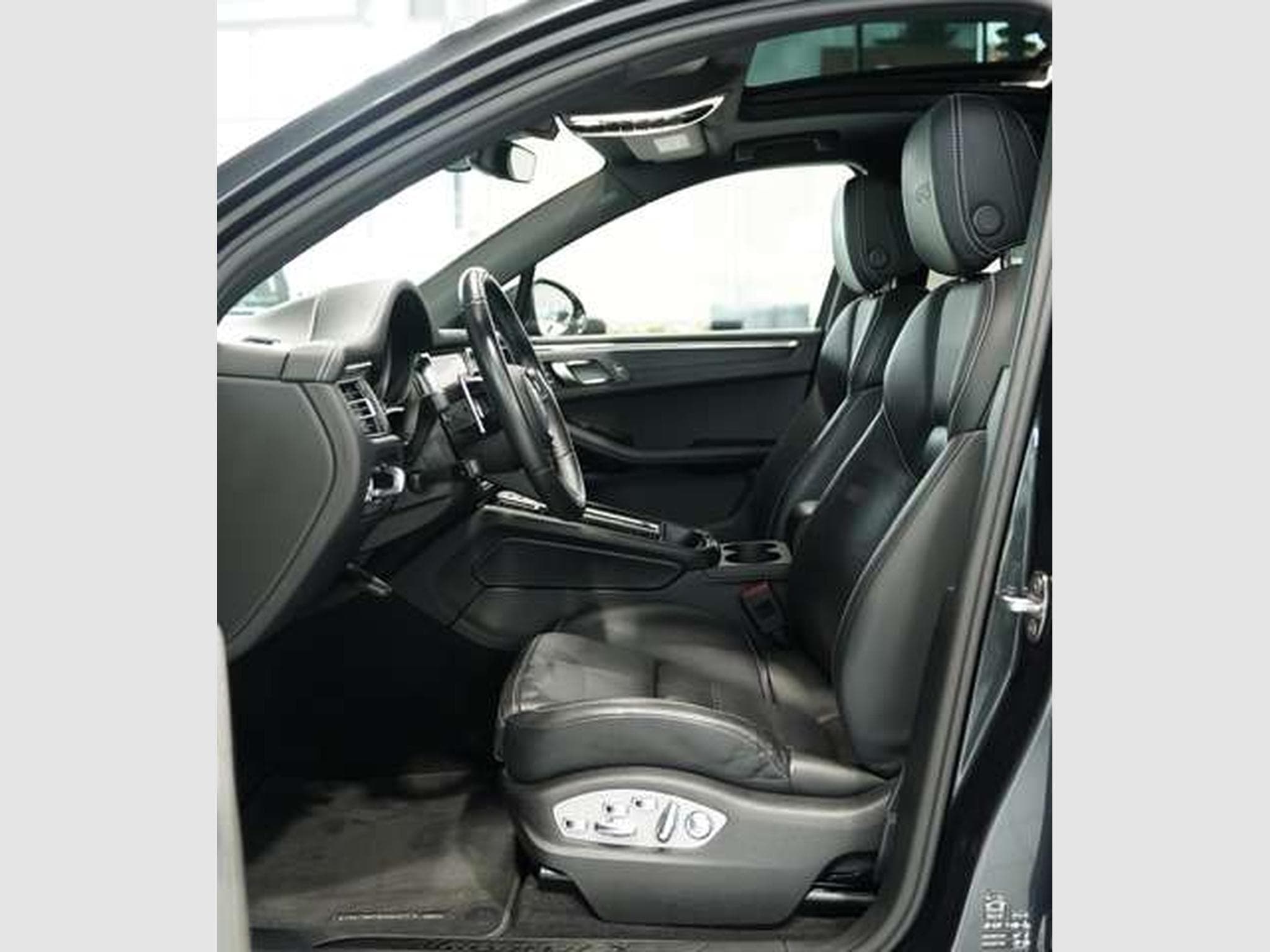Porsche Macan GTS *21 *ACC *Pano *LUFT *Chrono *BOSE (2022) - Foto 27