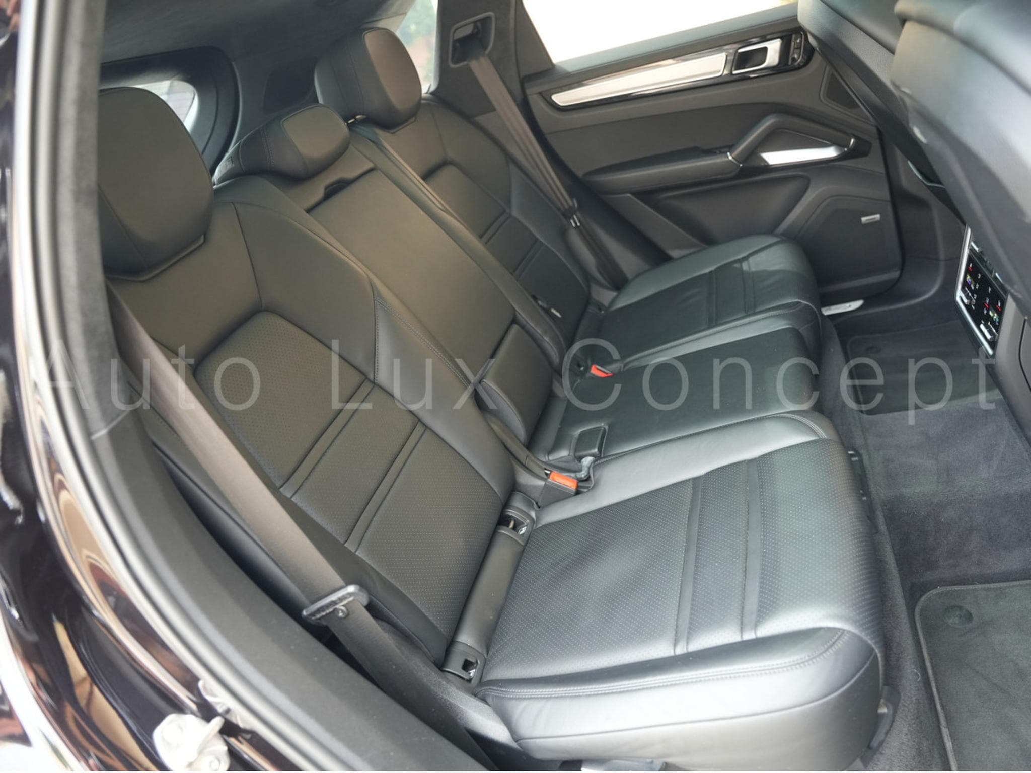 Porsche Cayenne TURBO/Pano/Keyless/Bose (2018) - Photo 13