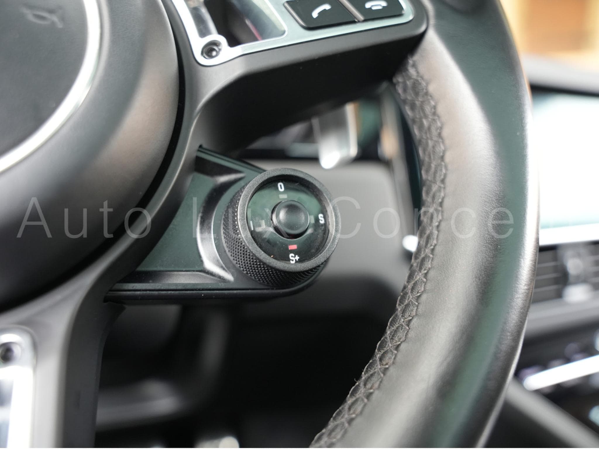 Porsche Cayenne TURBO/Pano/Keyless/Bose (2018) - Photo 15