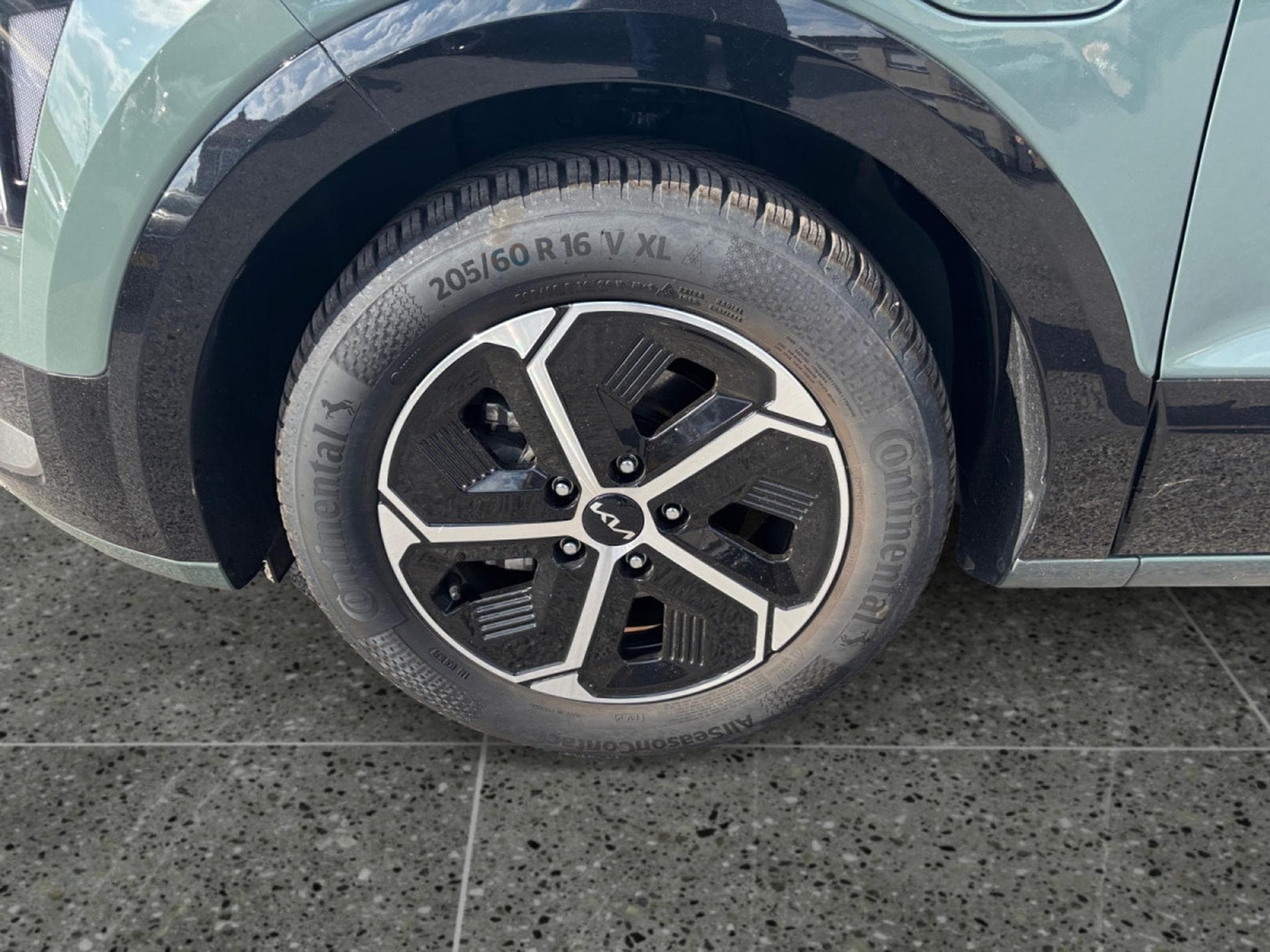 Kia Niro Pulse PHEV 1.6 GDI 183 6DCT (2025) - Foto 17