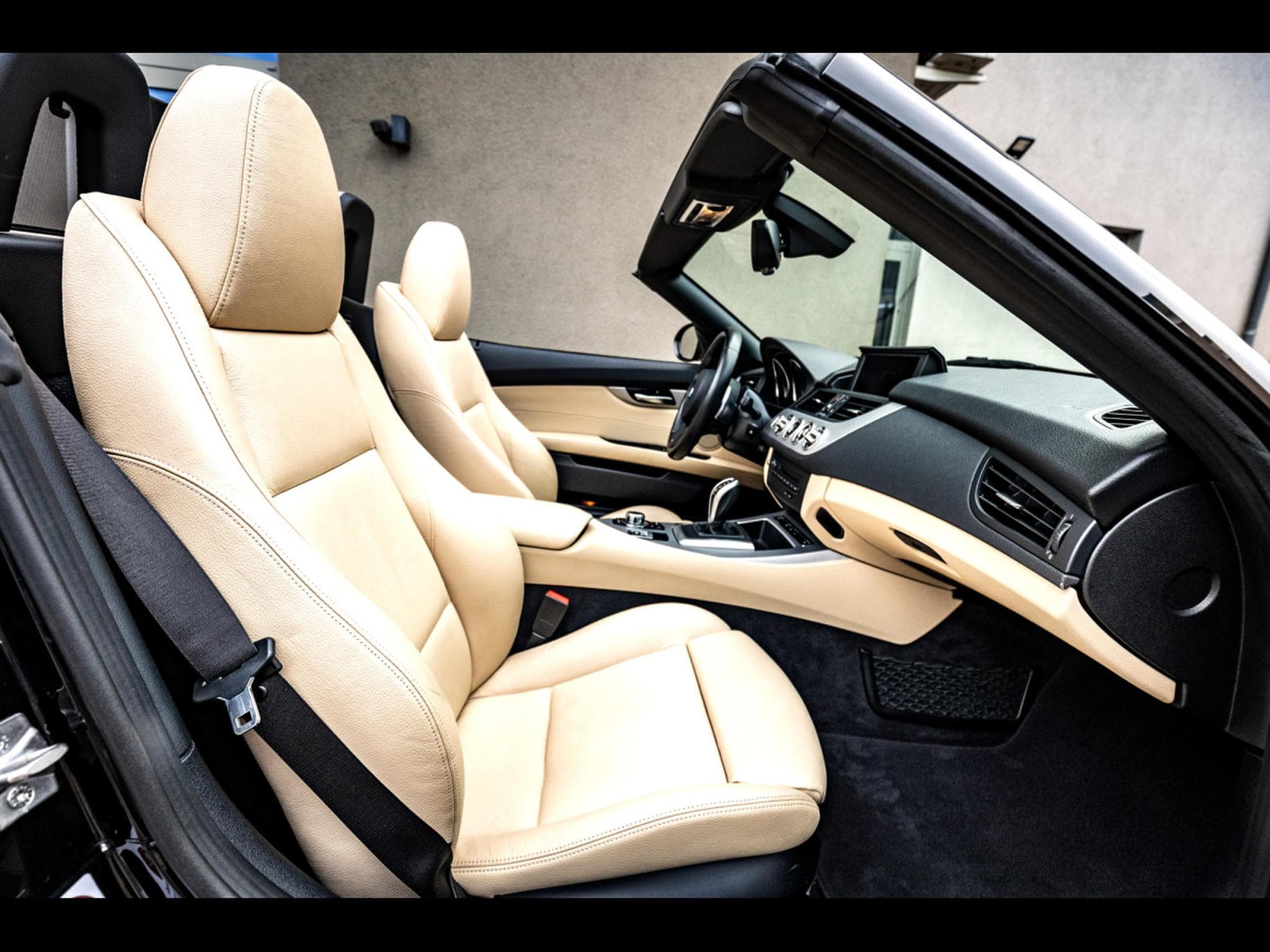 BMW Z4 ROADSTER SDRIVE 35I AUTO M SPORT - BLACK SAPPHIRE METALLIC (2013) - Photo 12
