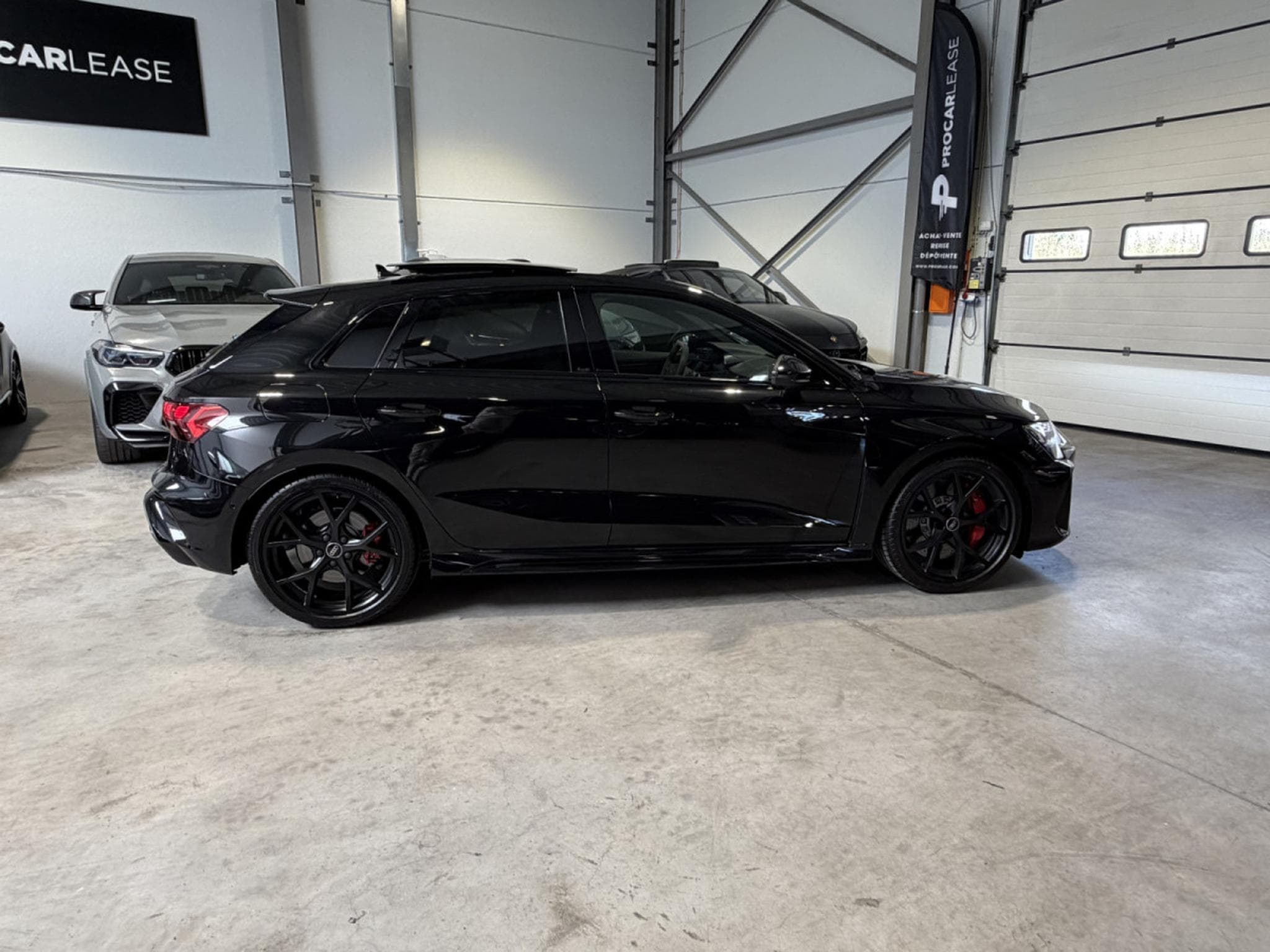 Audi RS3 2.5 TFSI SPORTBACK QUATTRO/ MAGNETIC RIDE/SPORT RS/360°/SONO (2026) - Photo 16